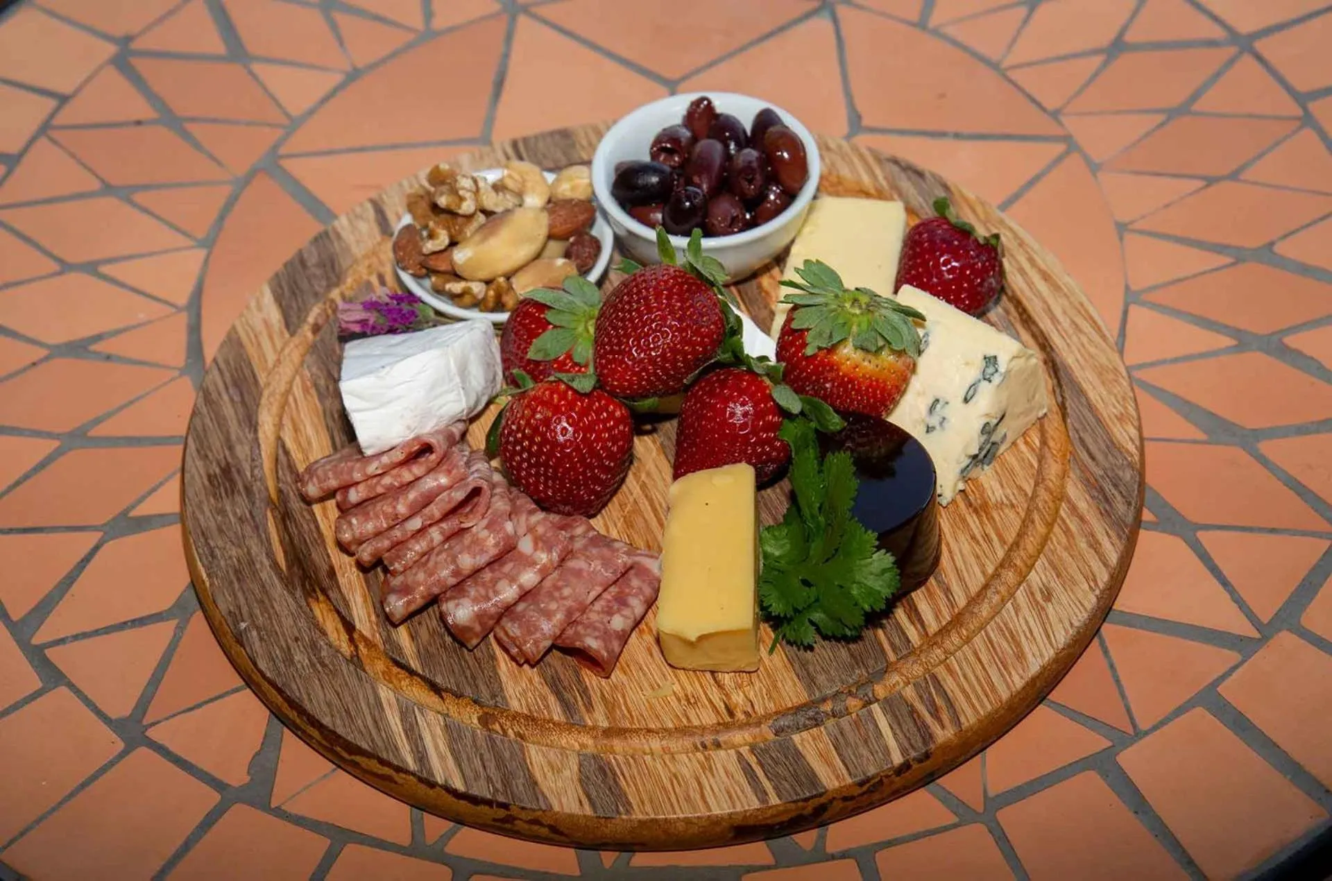 Food and drinks in Montville Misty View Cottages