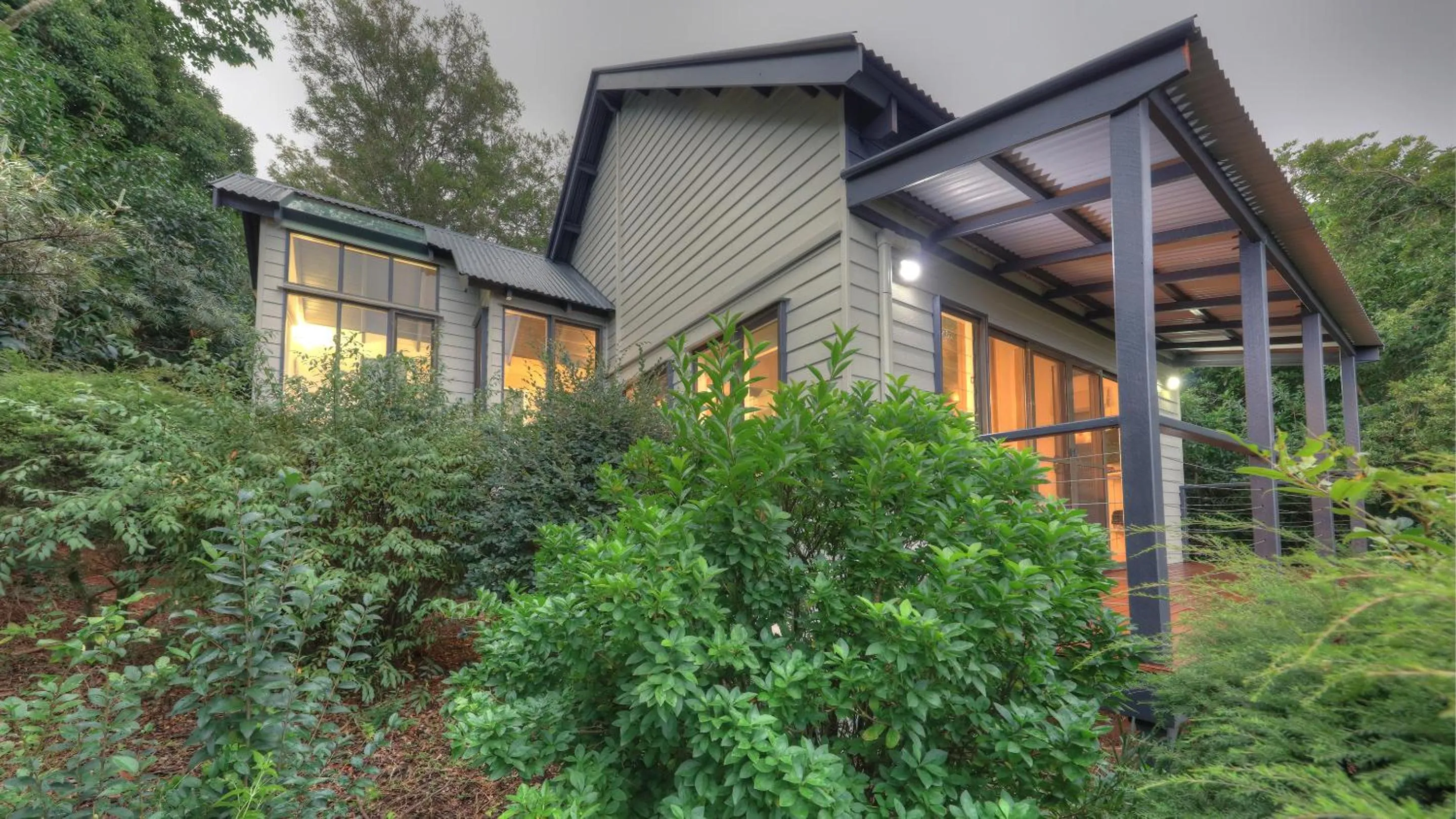 Property building in Montville Misty View Cottages