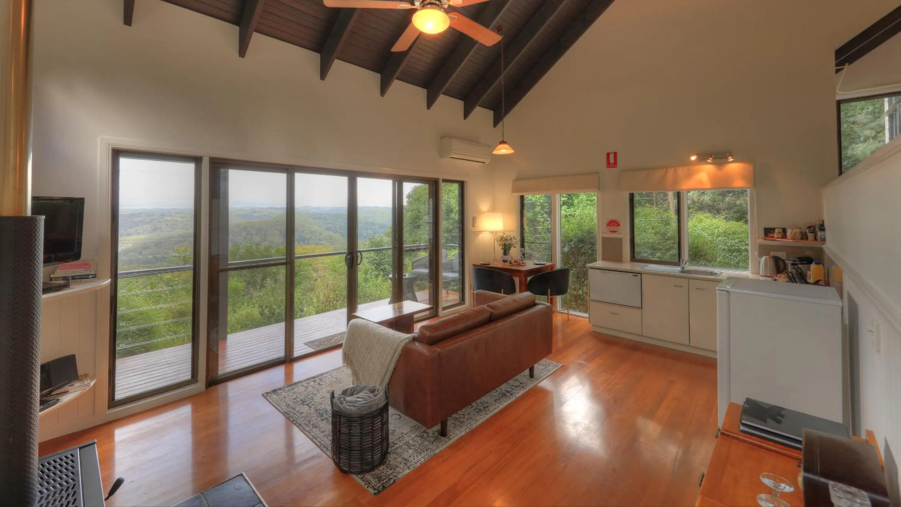 Living room in Montville Misty View Cottages