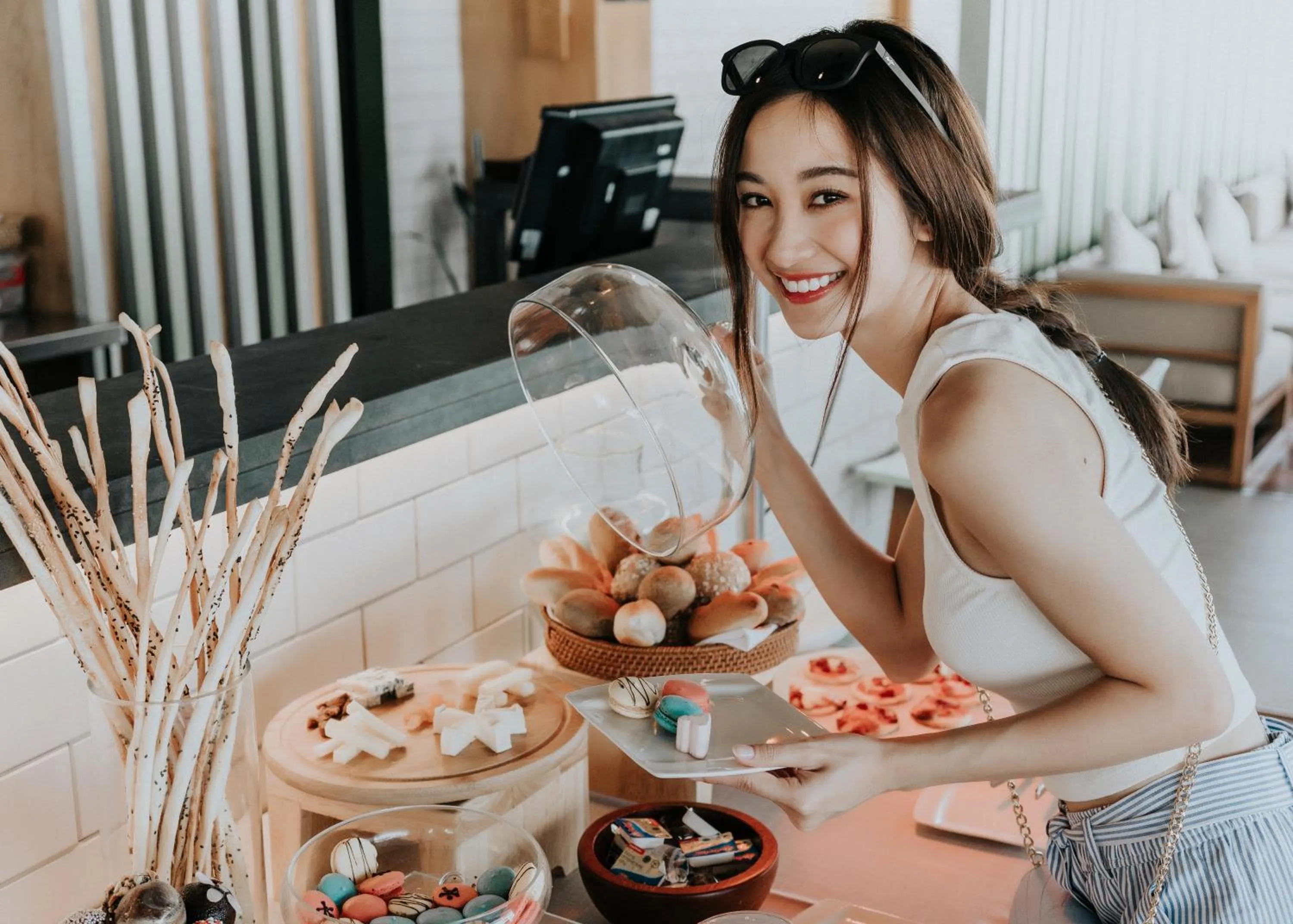 Lounge or bar in Fusion Suites Da Nang