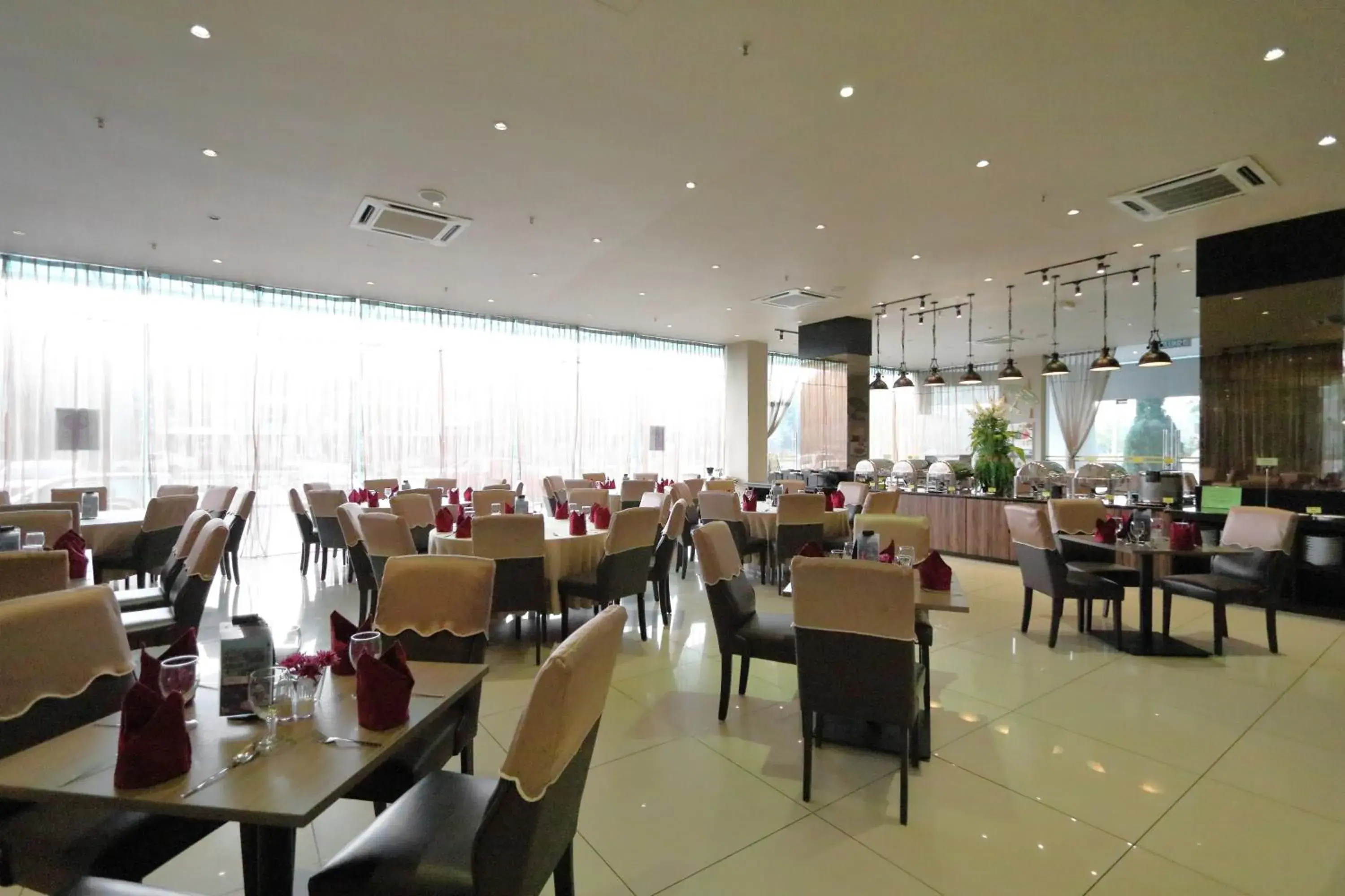 Restaurant/places to eat in The Guest Hotel & Spa Restaurant/places to eat in The Guest Hotel & Spa