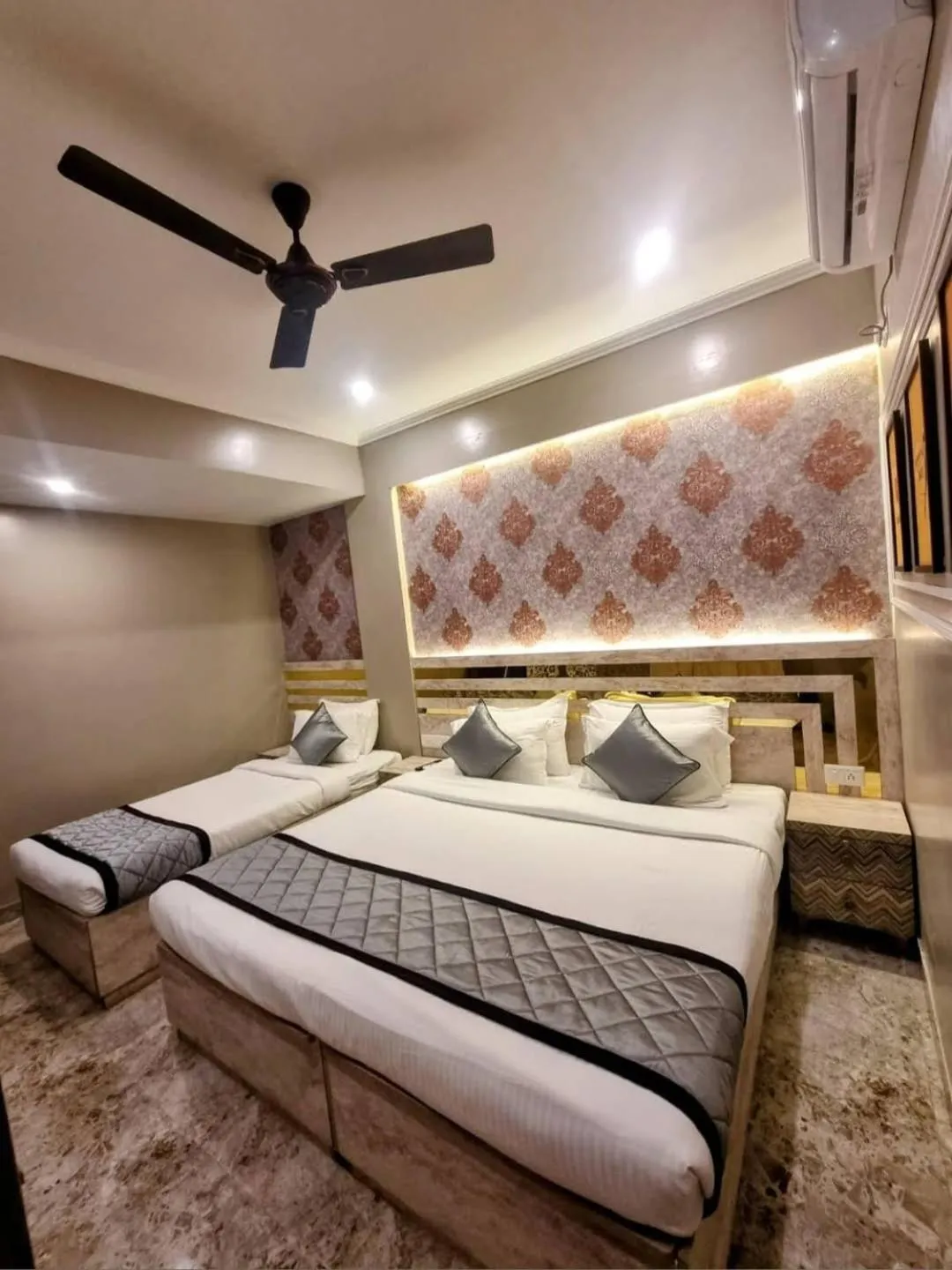 Superior Triple Room in LG Signature Suites Kalyan Nagar