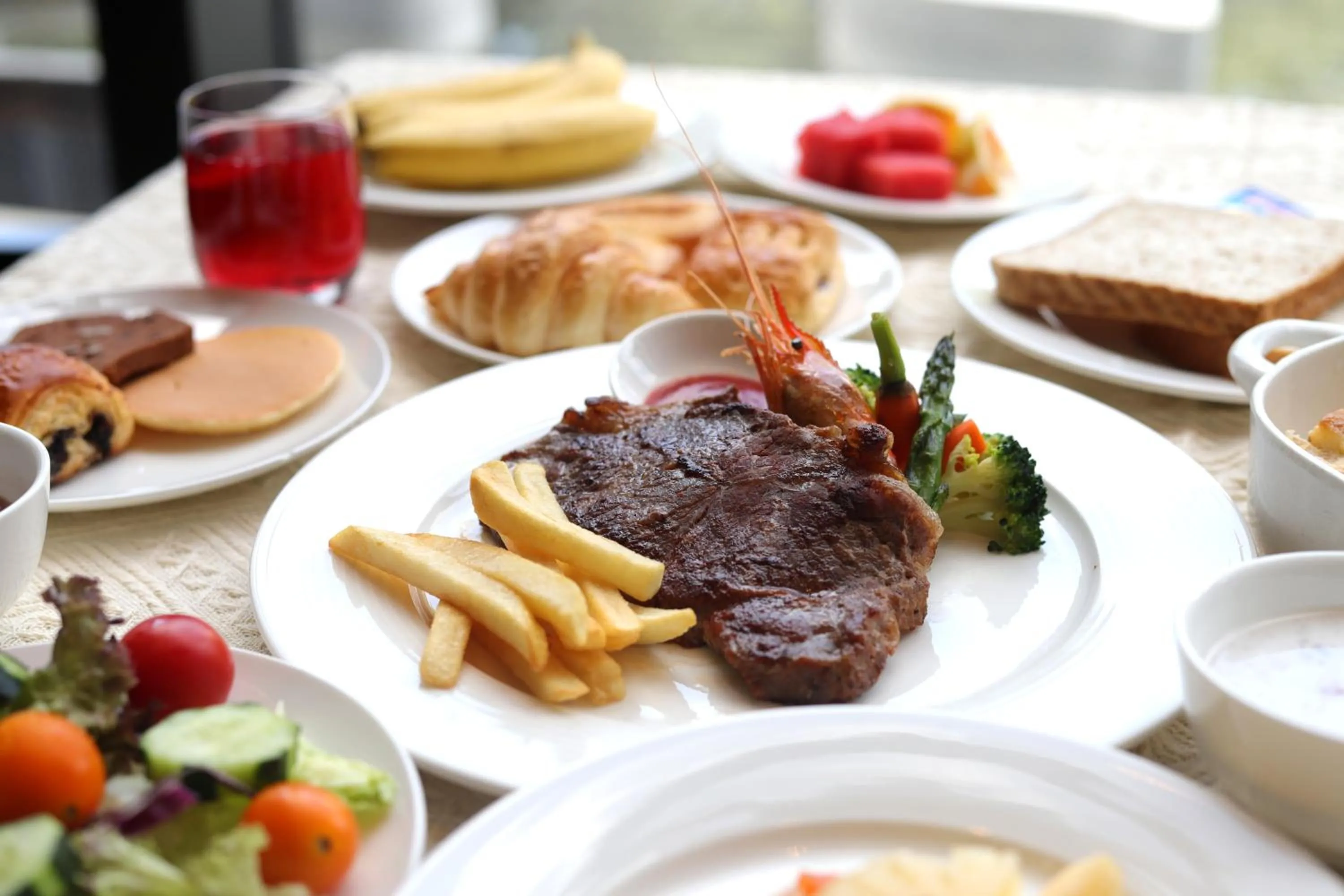 Restaurant/places to eat in Wanda Realm Jiangmen