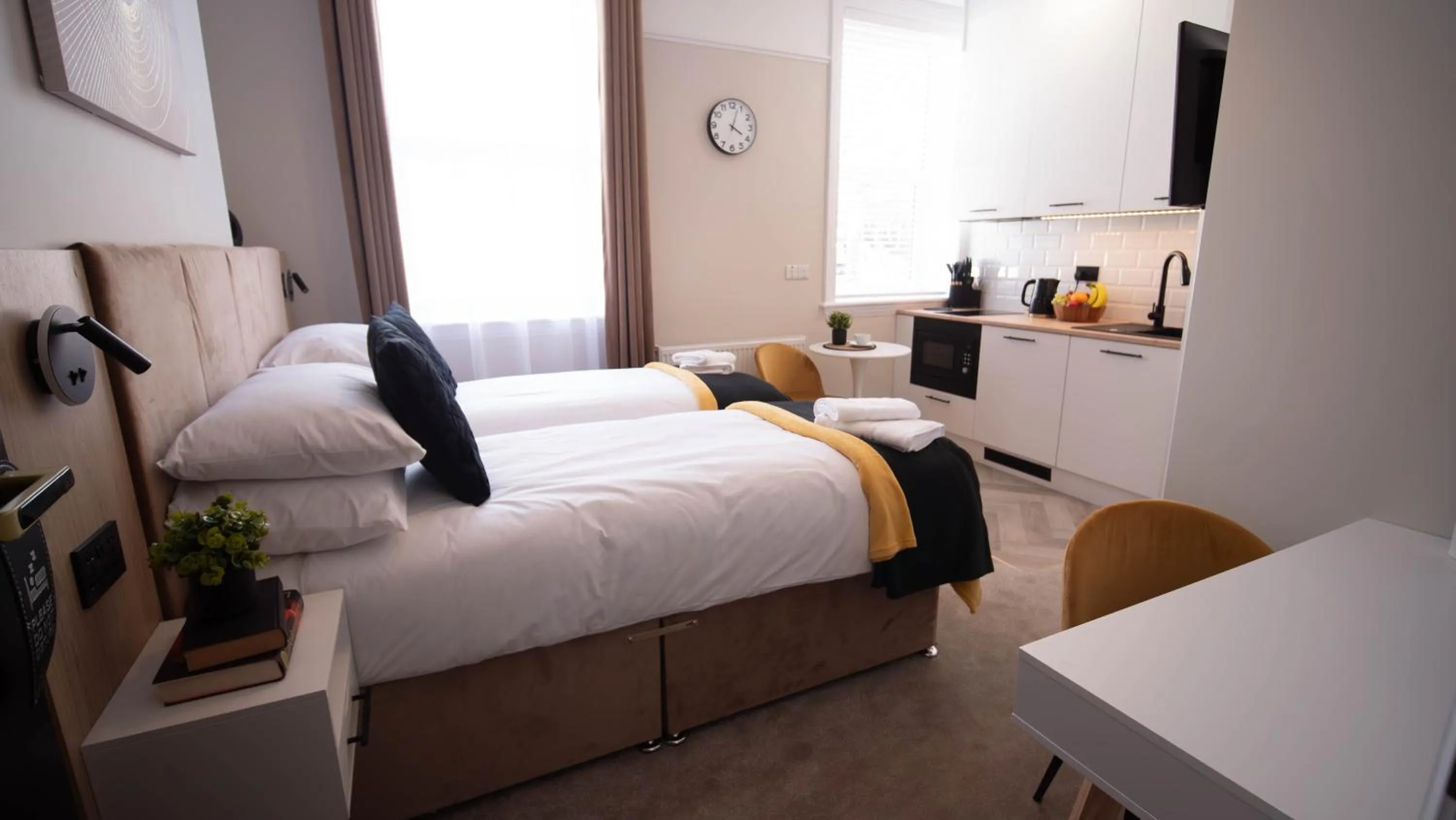 Apart Hotel Rugby -Self Check In-