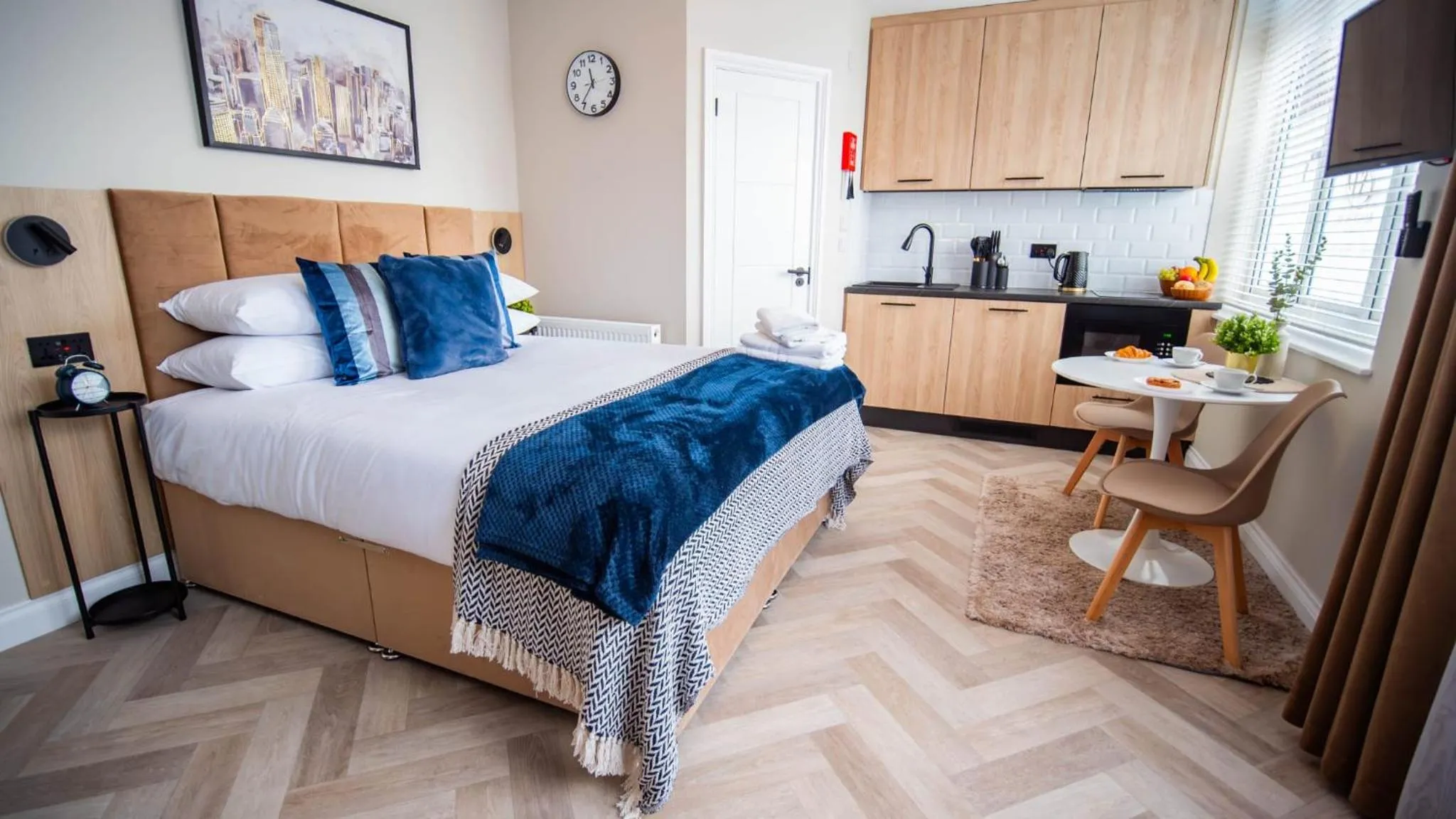 Apart Hotel Rugby -Self Check In-
