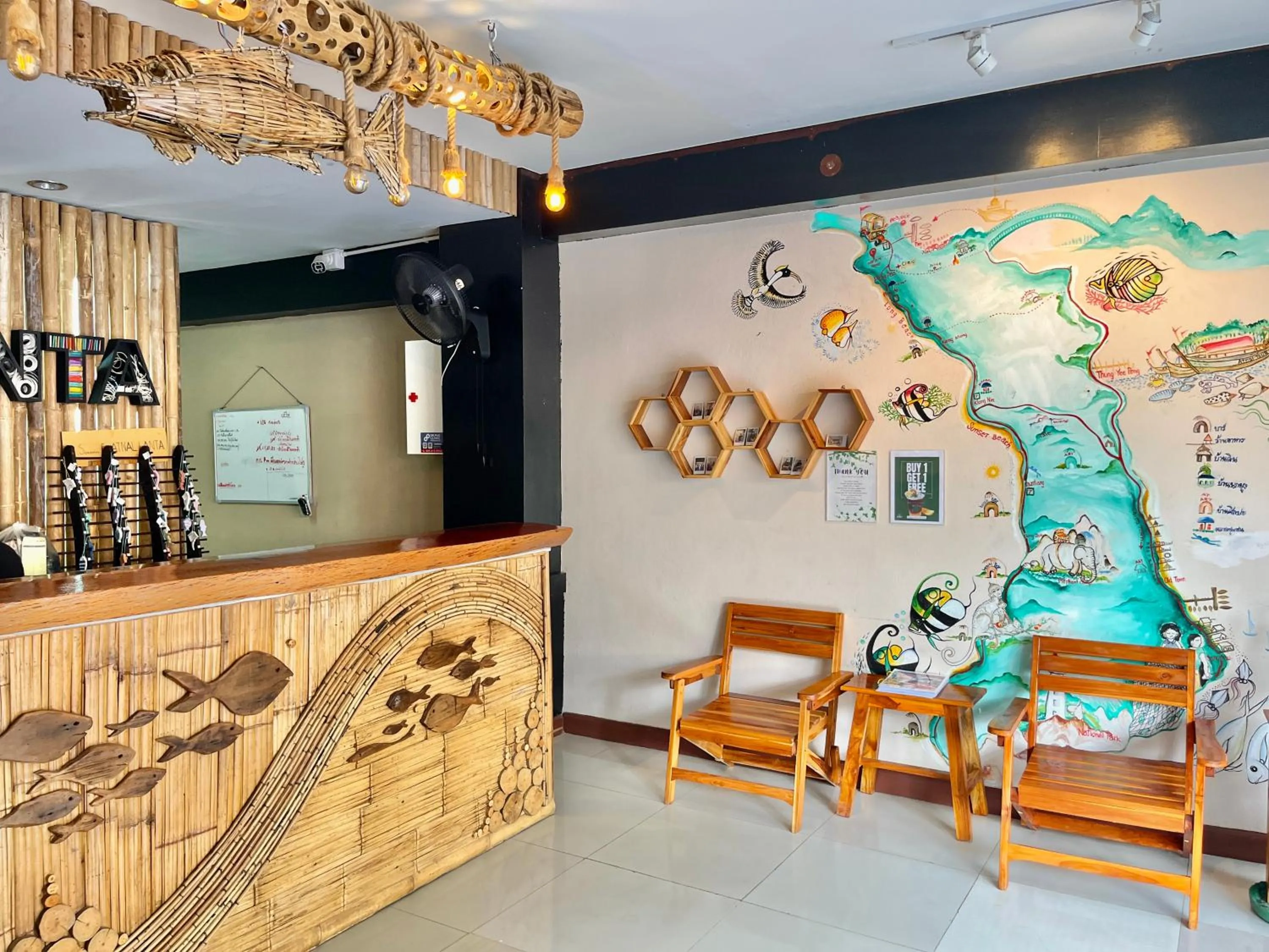 Lobby or reception in The Atnal Lanta Budget and Eco Friendly hotel in Koh Lanta