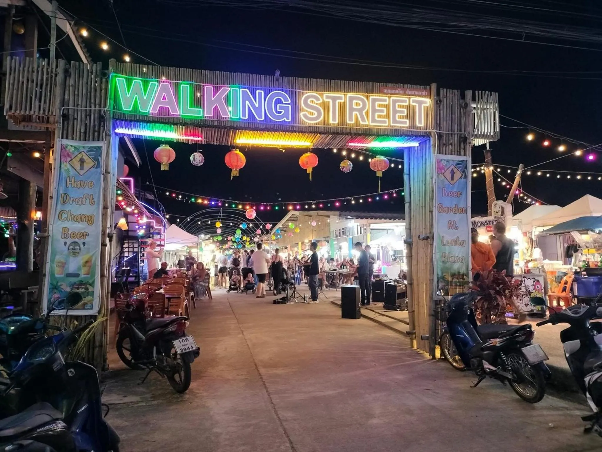 Neighbourhood in The Atnal Lanta Budget and Eco Friendly hotel in Koh Lanta