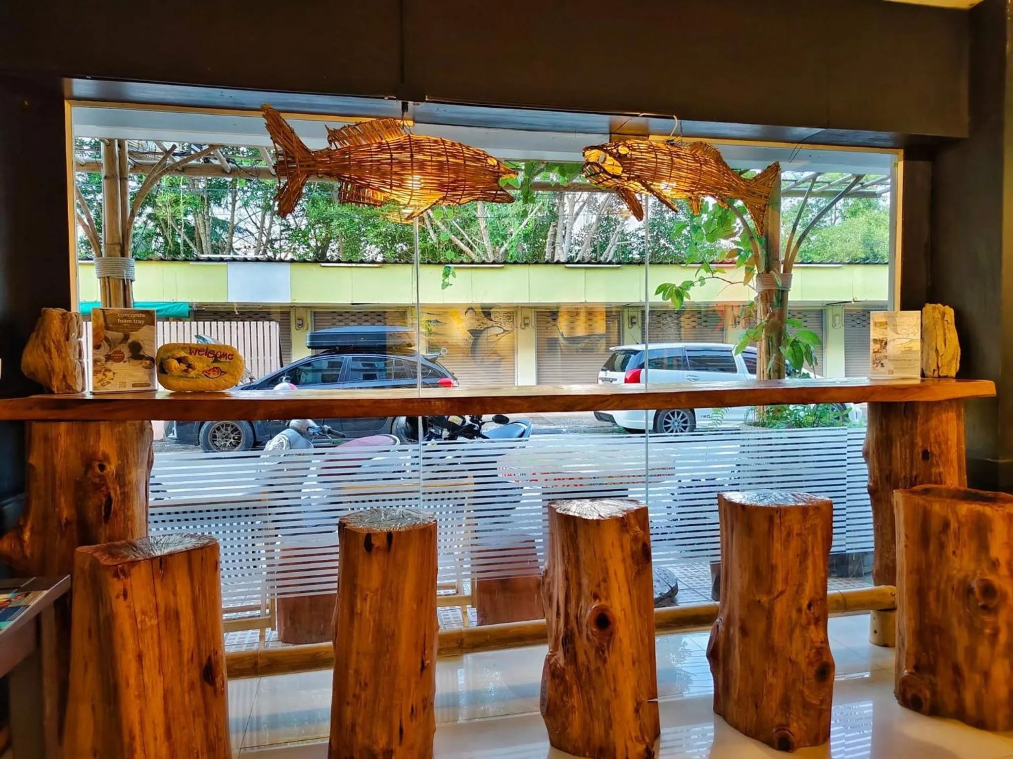Lobby or reception in The Atnal Lanta Budget and Eco Friendly hotel in Koh Lanta
