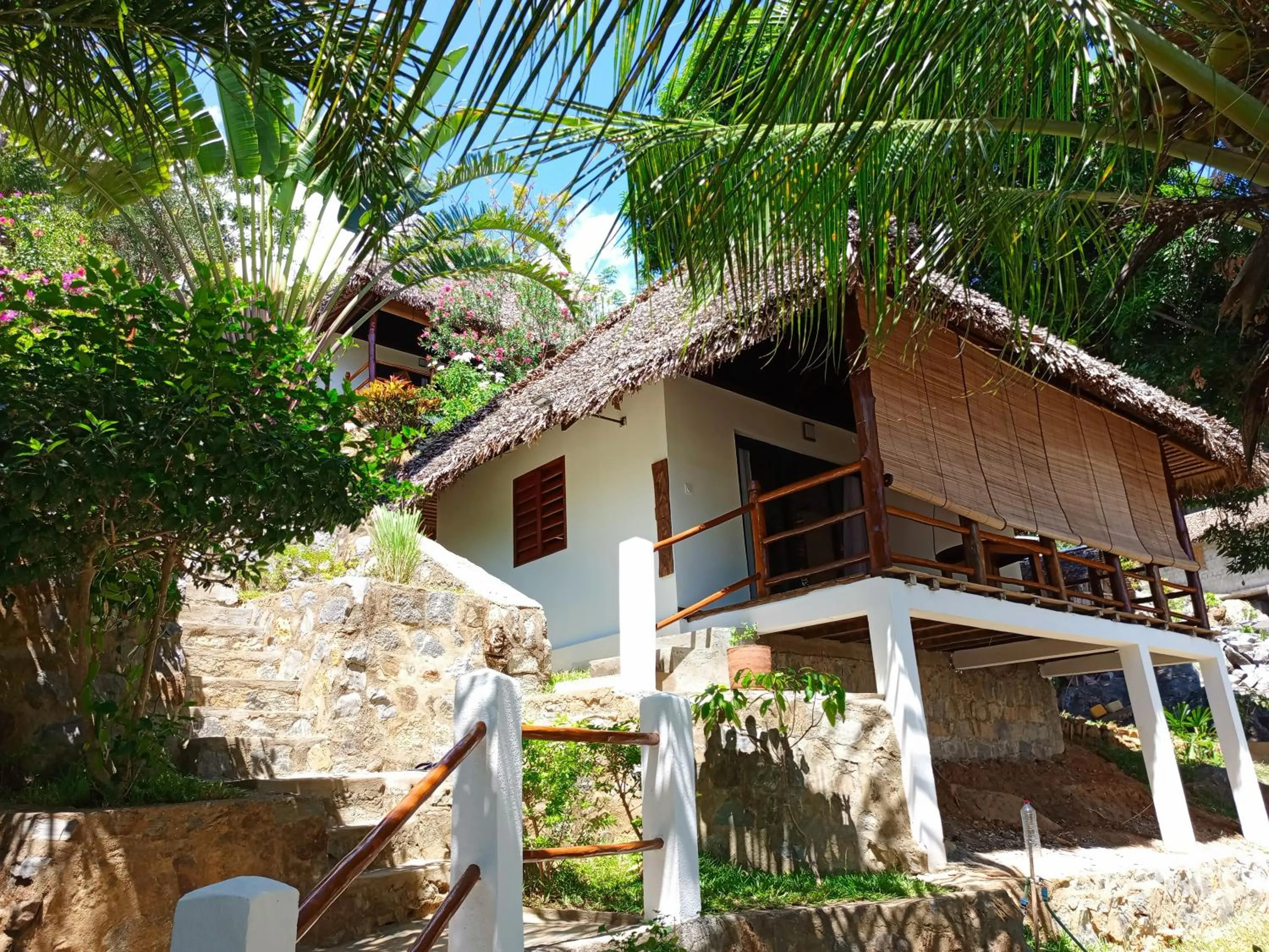 Property building in Tiki Komba