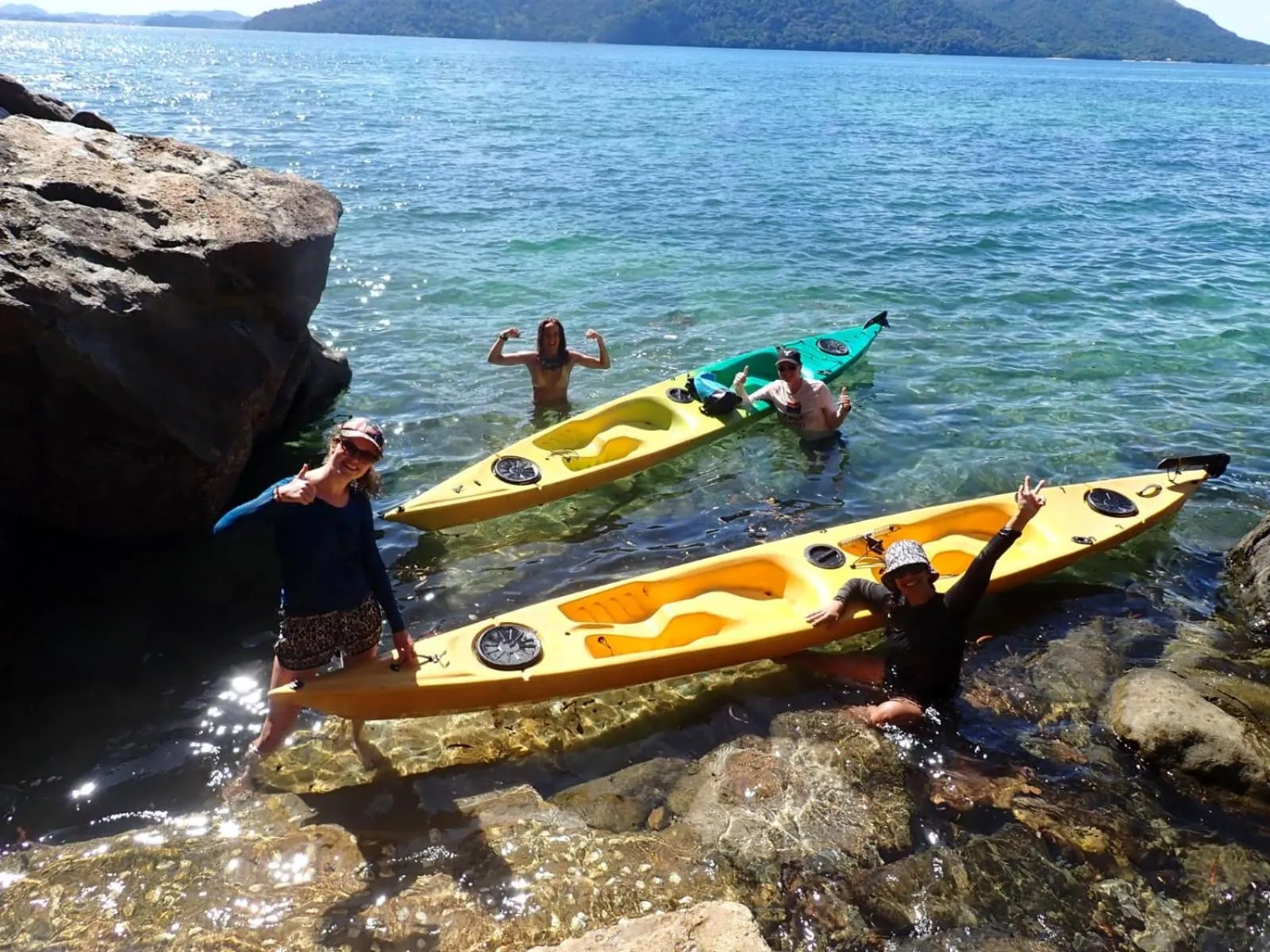 Karaoke in Tiki Komba