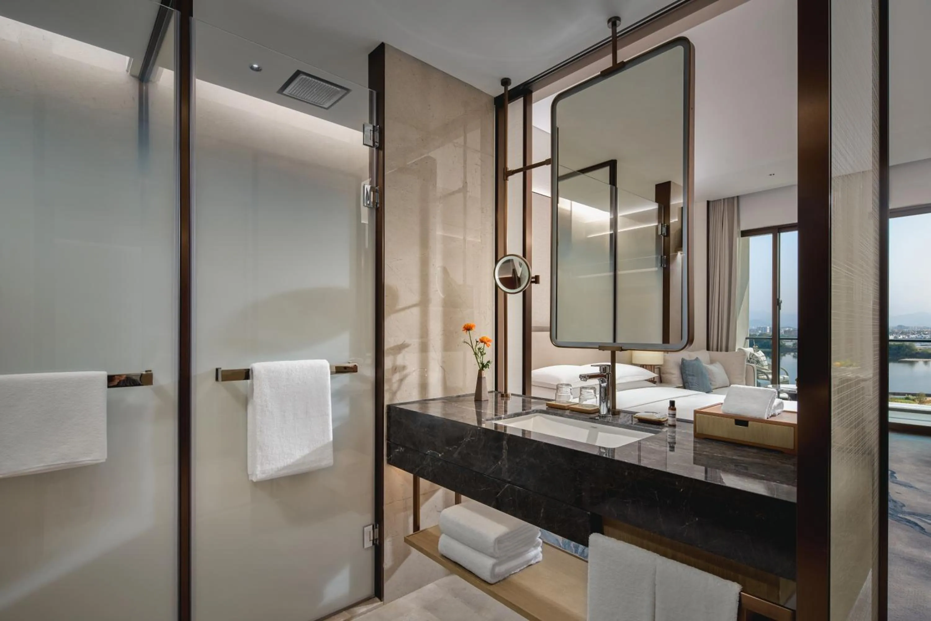Bathroom in Hyatt Regency Huangshan Hengjiangwan