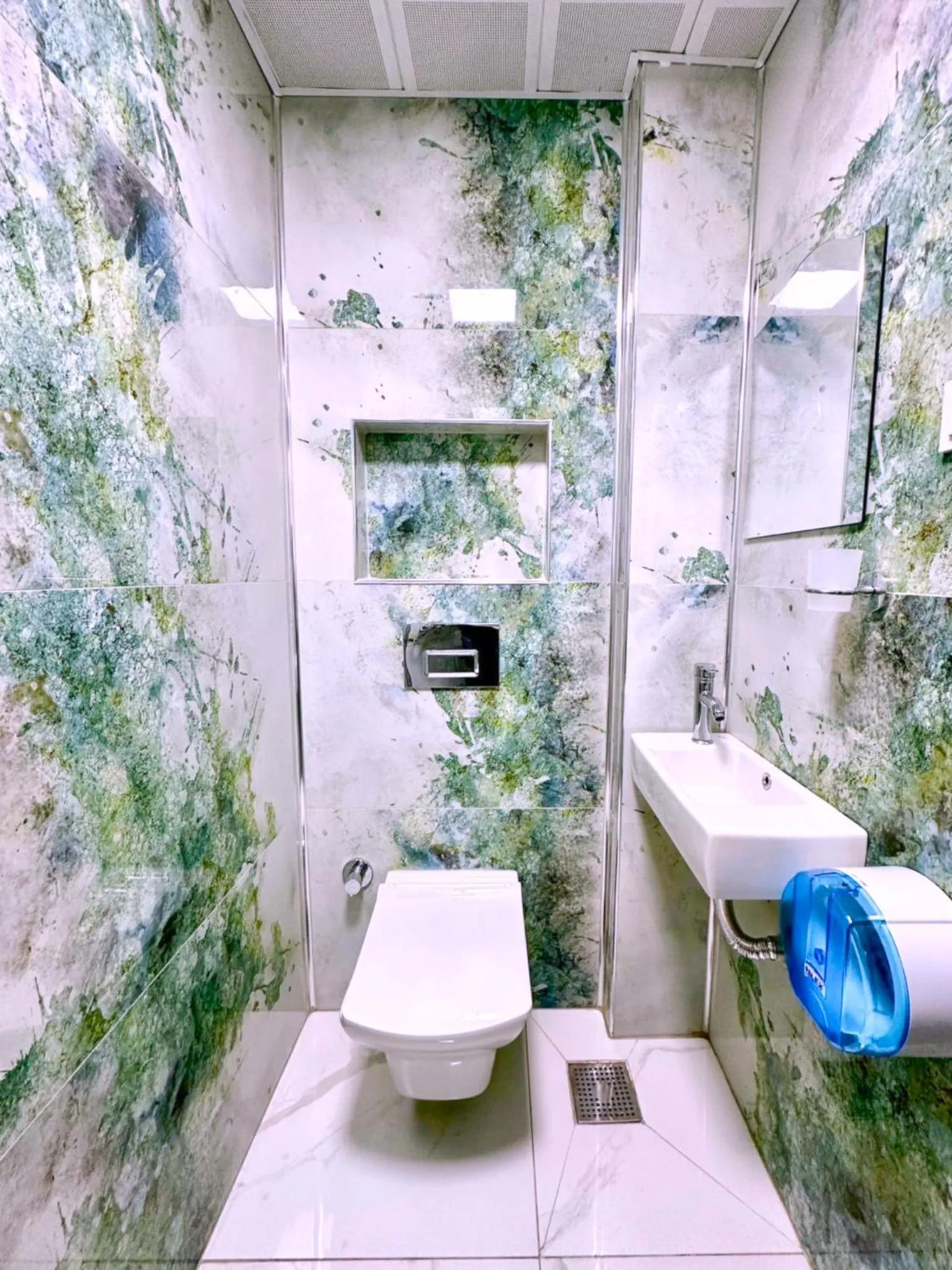 Shower in Kilic Boutique Hotel