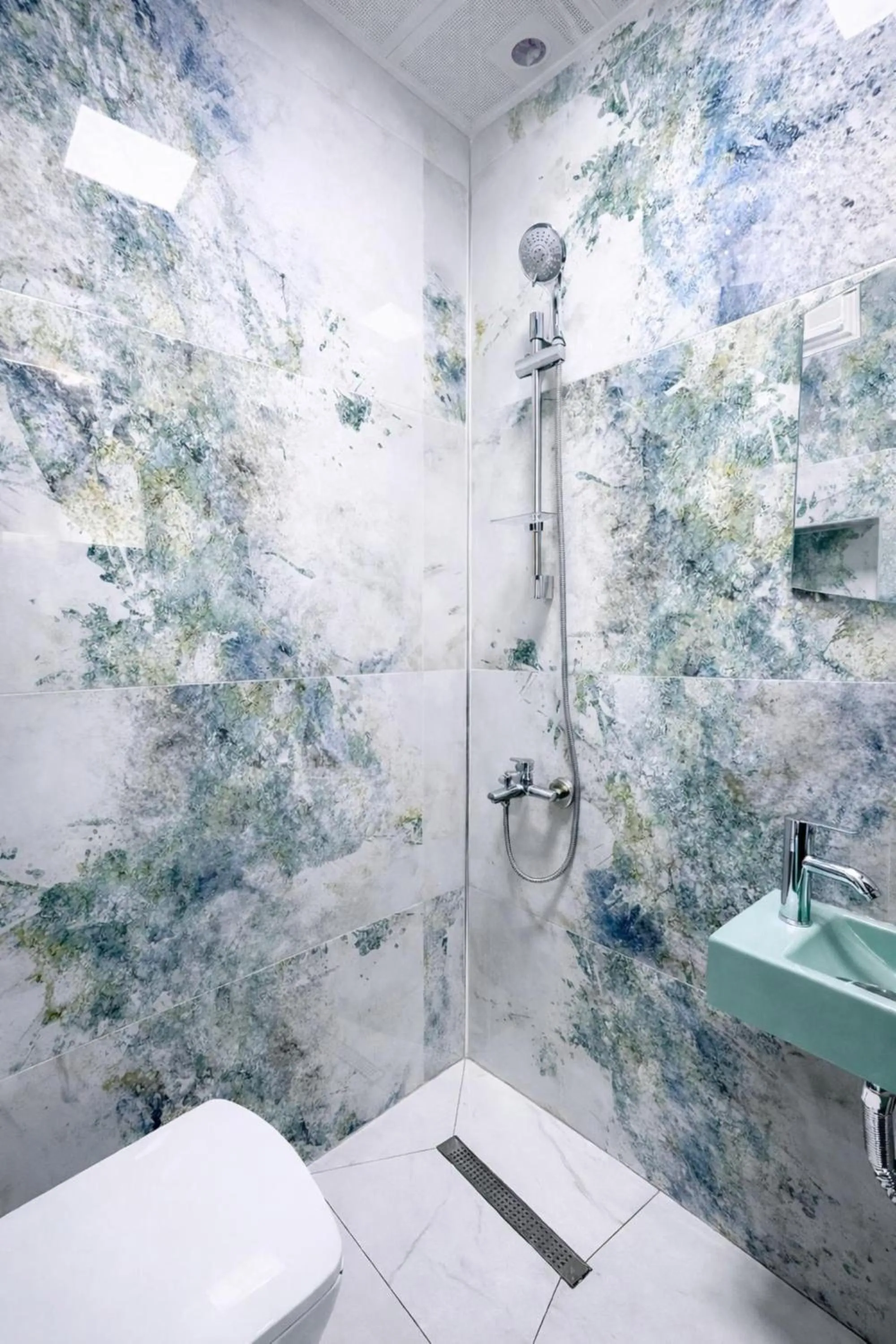 Shower in Kilic Boutique Hotel