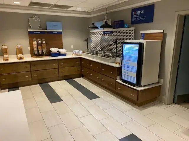 Holiday Inn Express Holiday Inn Express