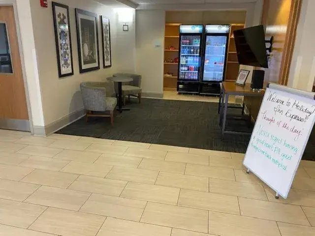 Holiday Inn Express Holiday Inn Express