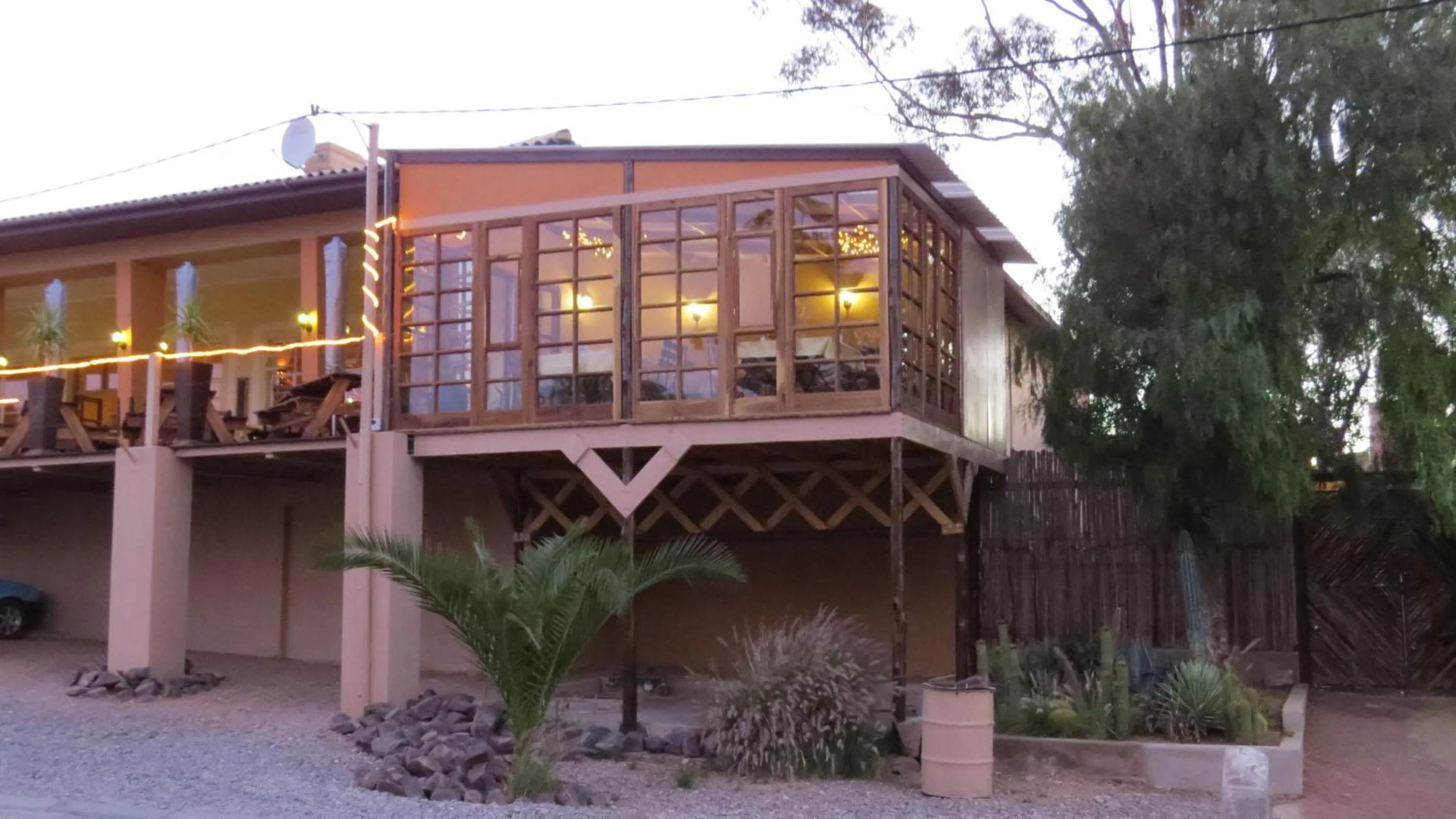 Facade/entrance in Bahnhof Hotel Aus