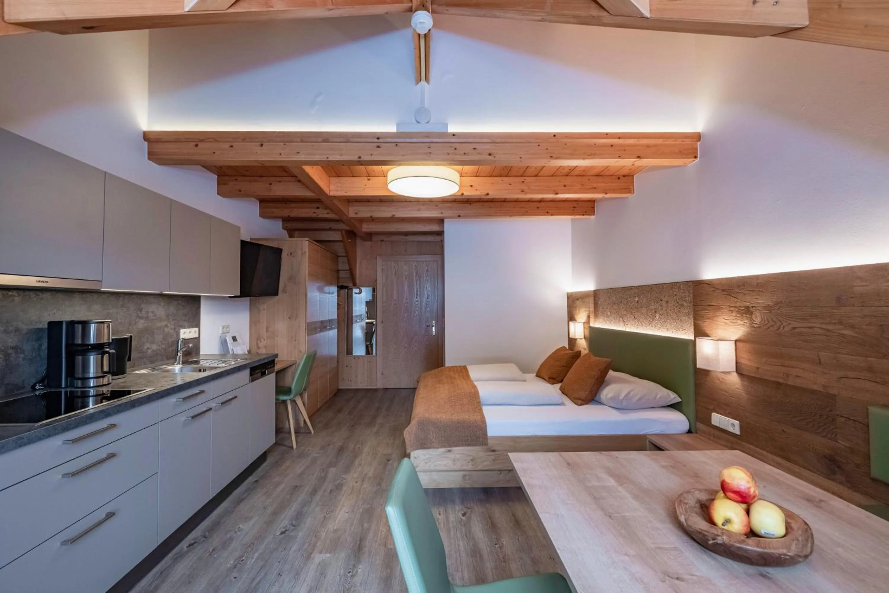 Bedroom in nawu apartments & Restaurant