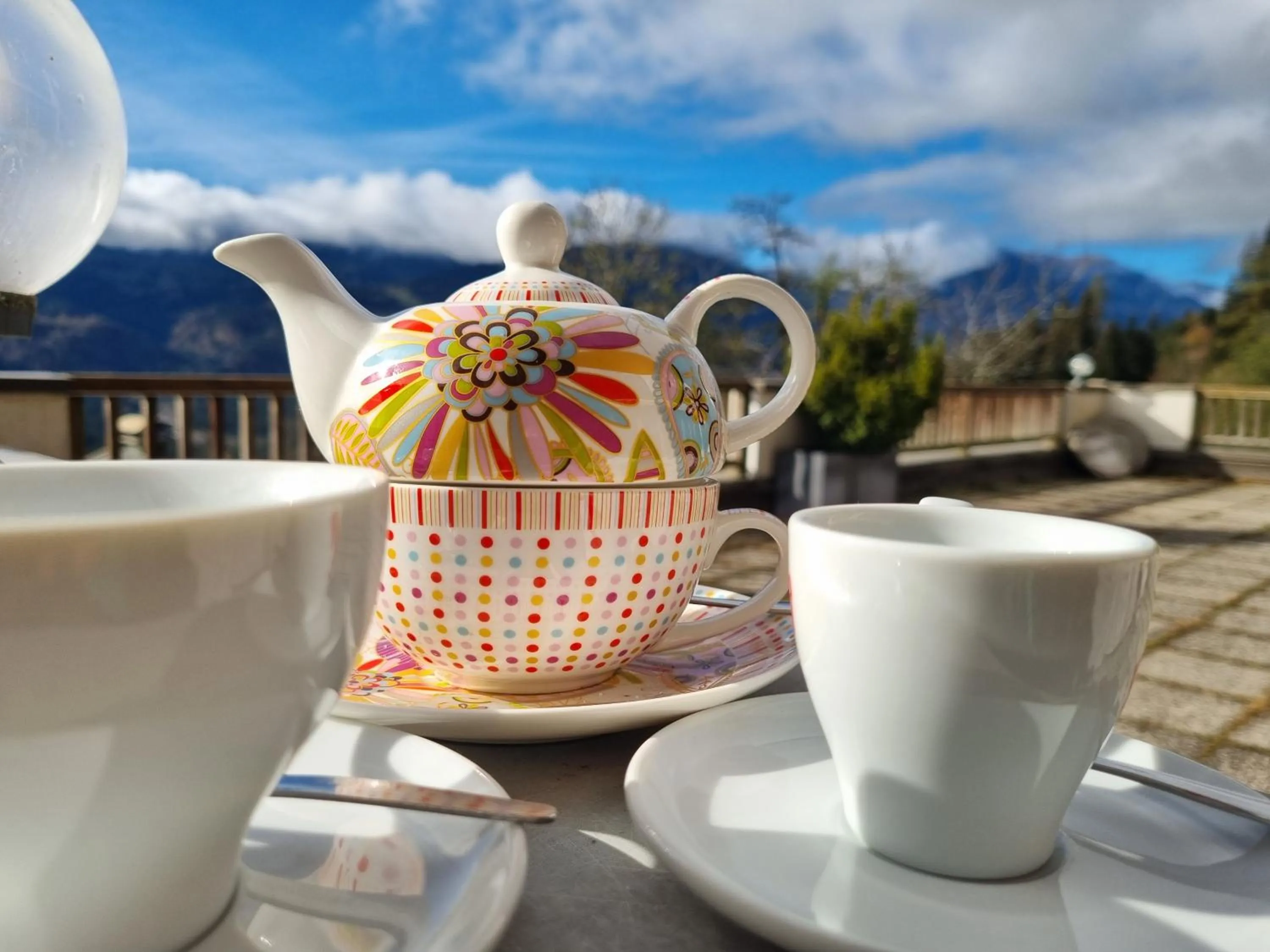 Day in nawu apartments & Restaurant