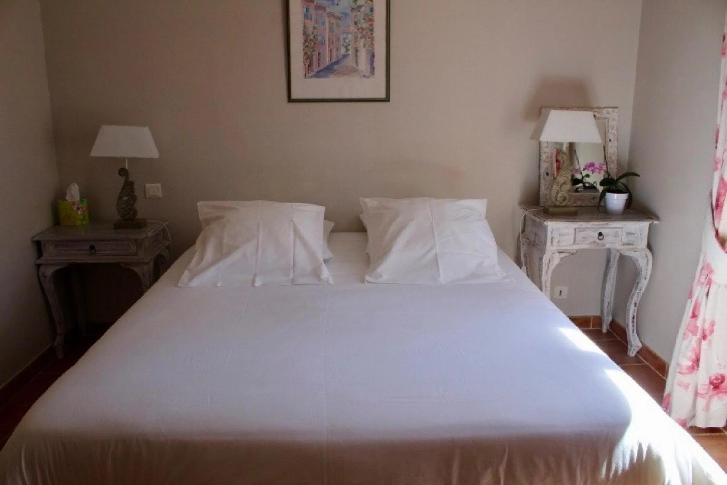 Bed in Bastide Saint Bernard