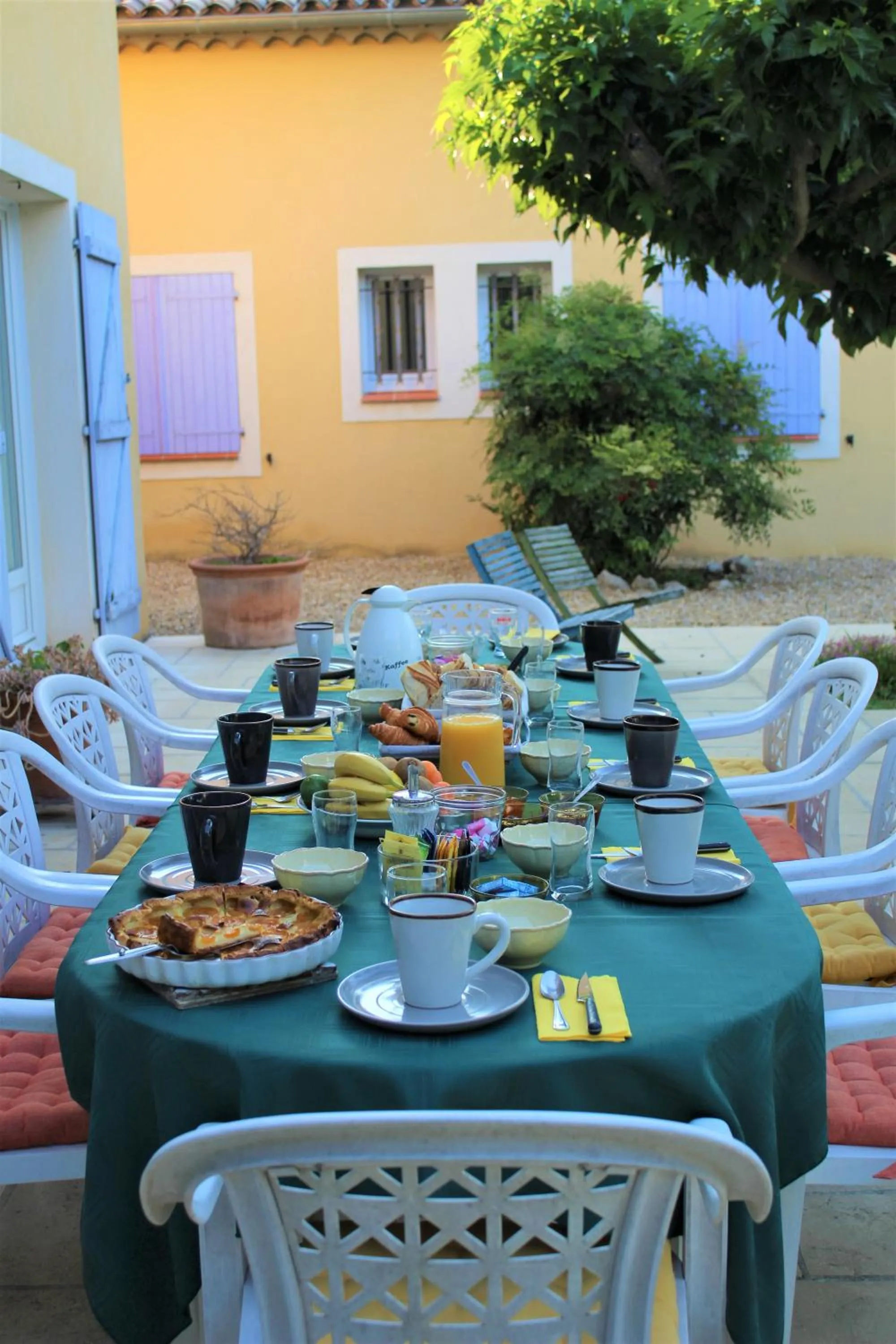 Breakfast in Bastide Saint Bernard