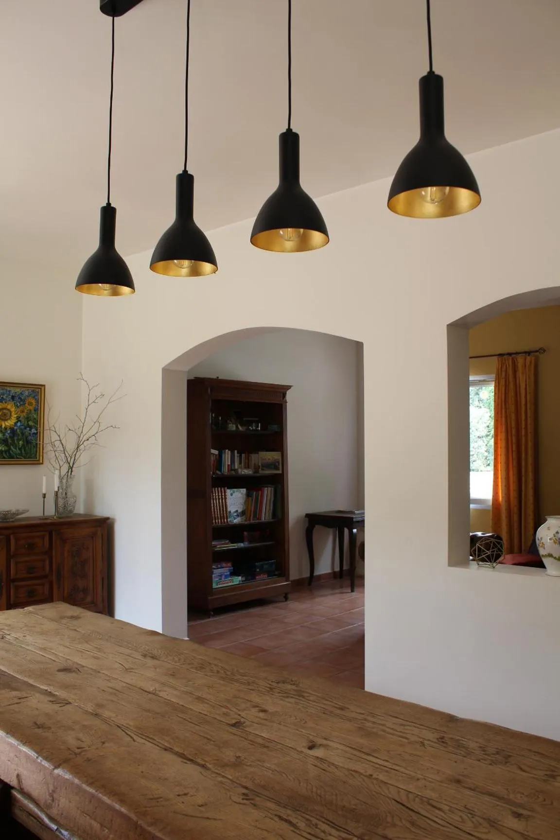 Communal lounge/ TV room in Bastide Saint Bernard