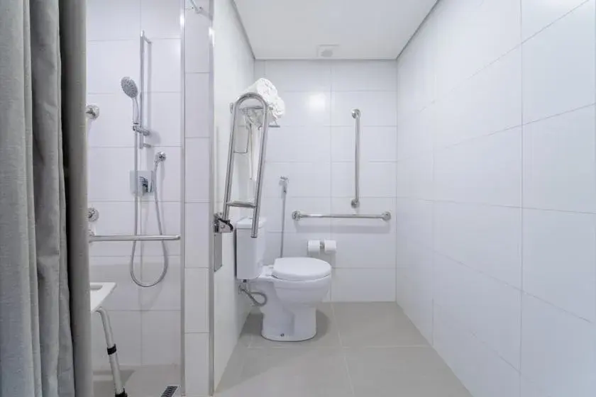 Double Room - Disability Access in Beach Park Resort - Oceani Double Room - Disability Access in Beach Park Resort - Oceani