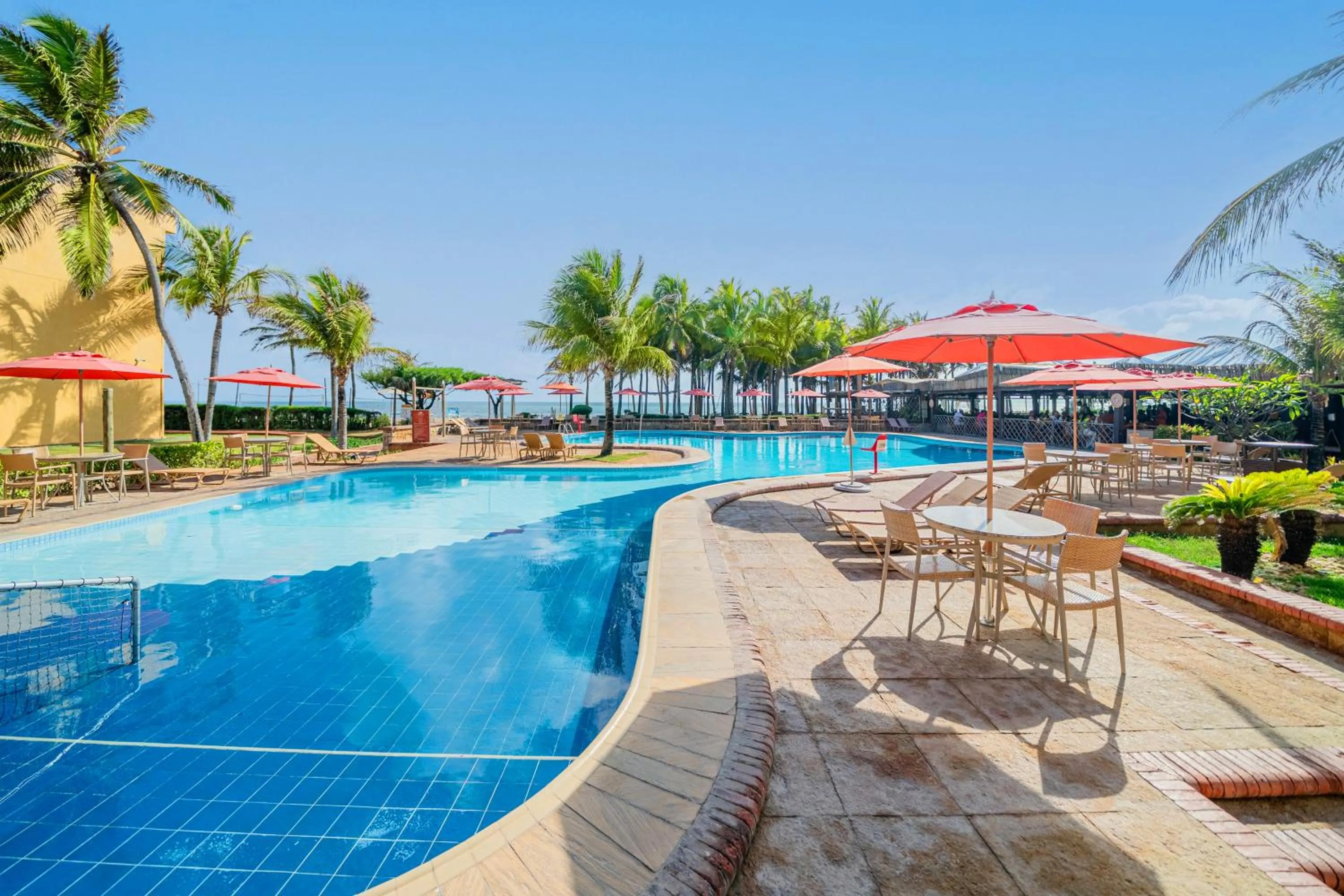 Swimming pool in Beach Park Resort - Oceani