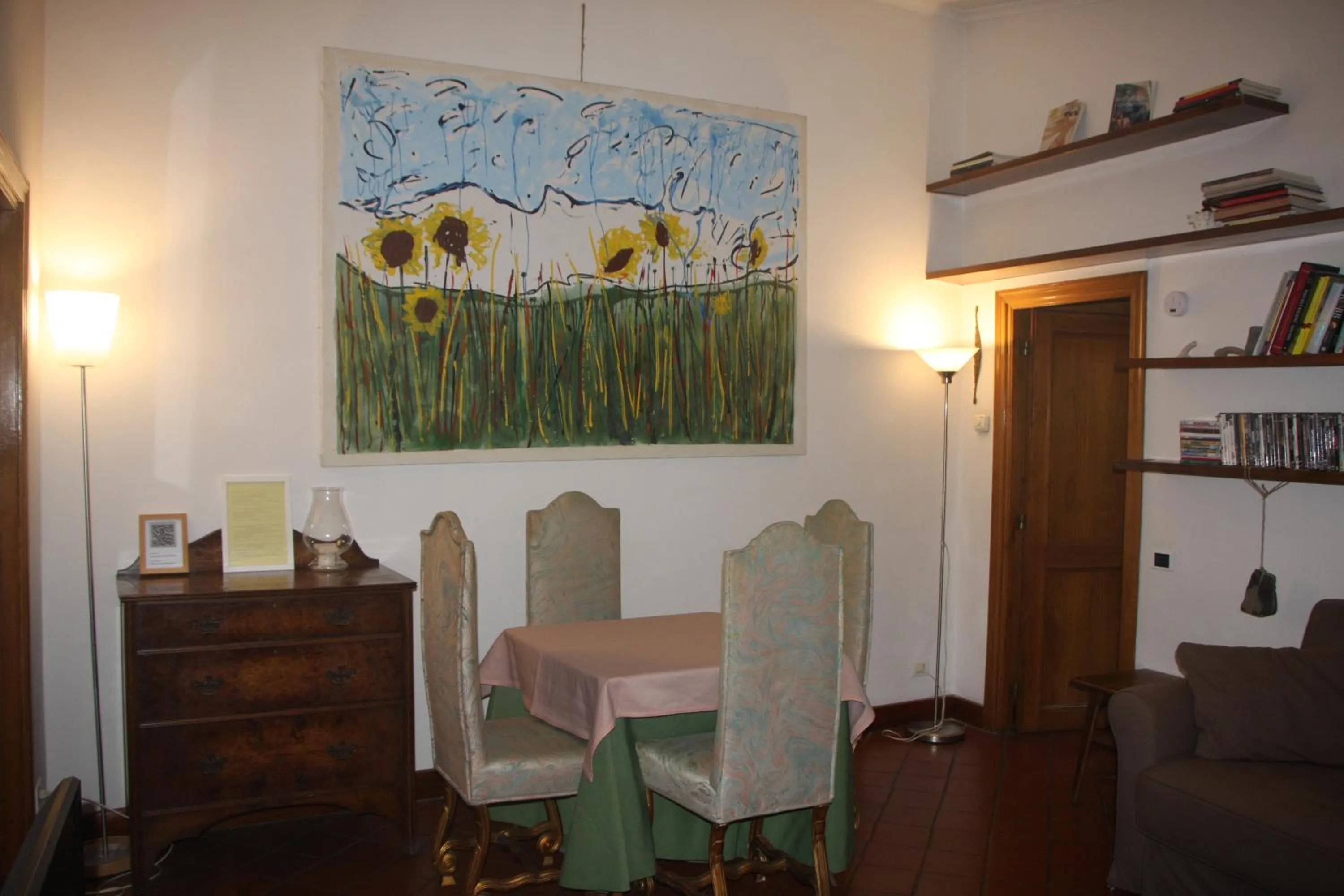 The Palatine Garden Apartment