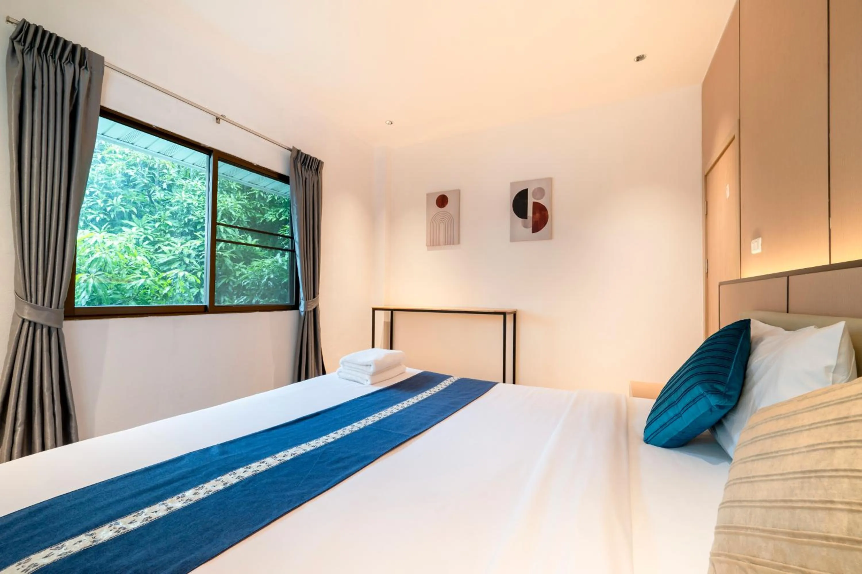 Bed in Selina Place Hotel