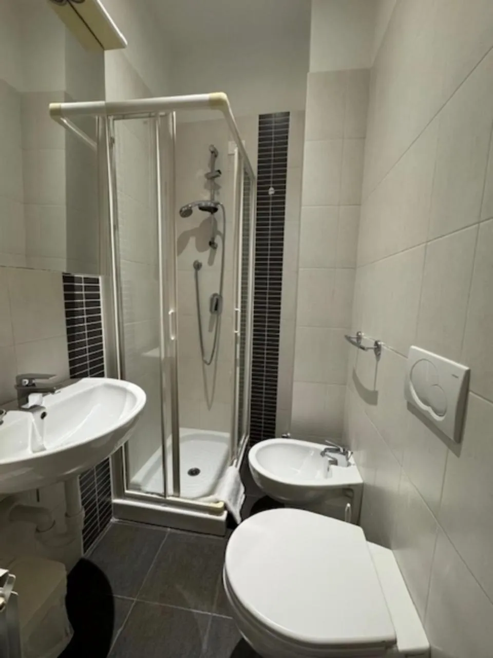 Bathroom in Hotel Ristorante Milton