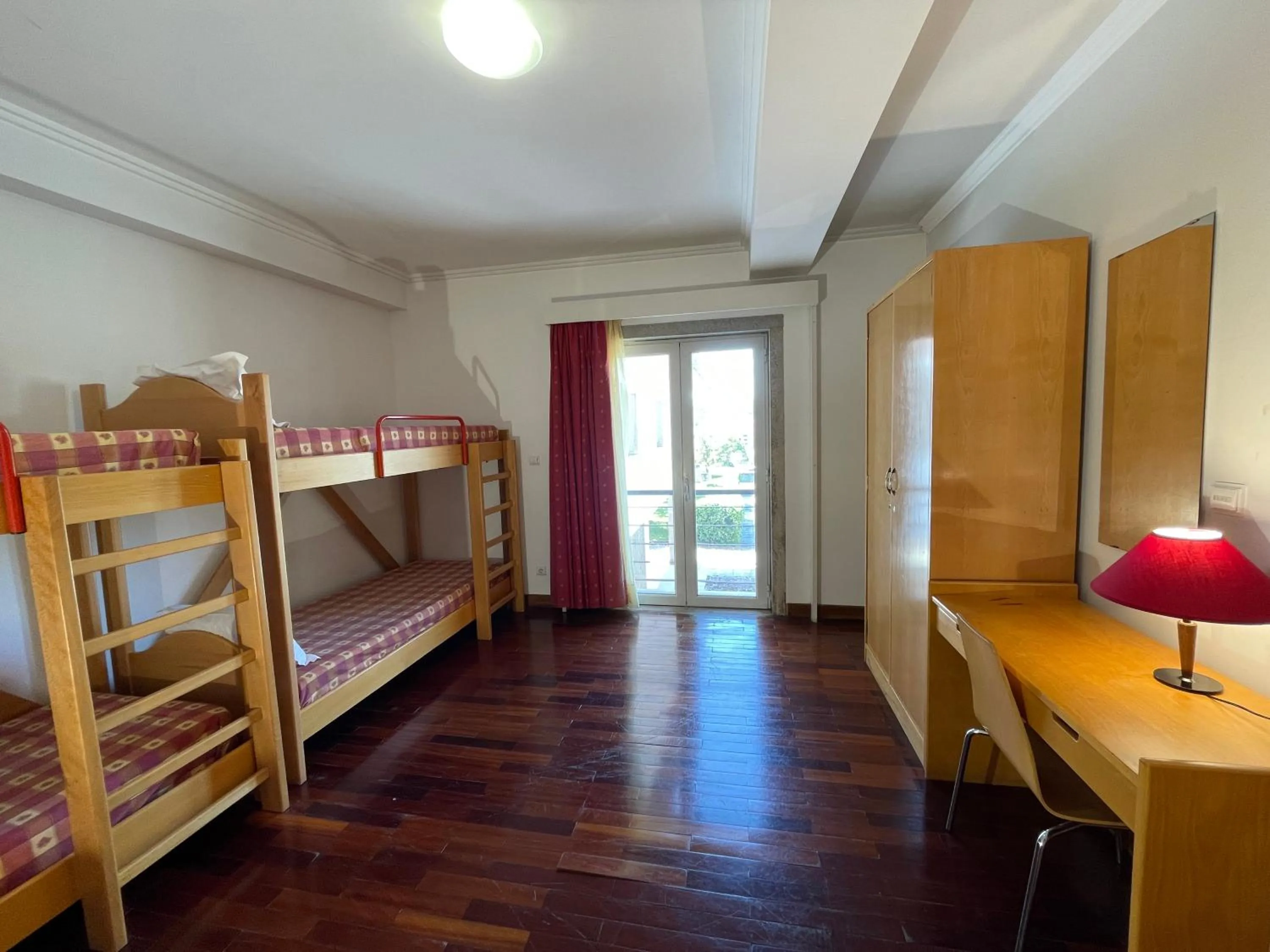 Bed in HI Bragança – Pousada de Juventude