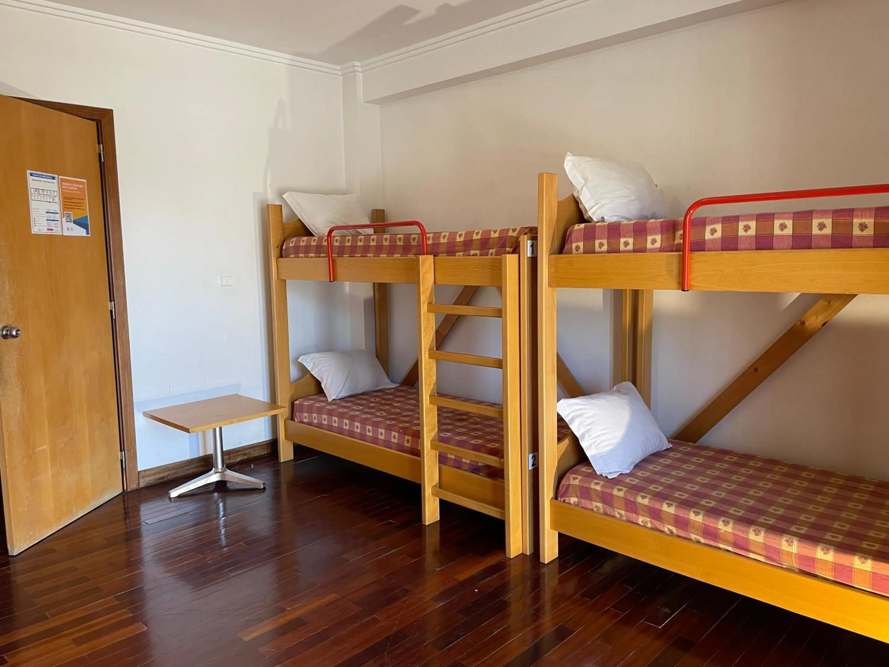 Bed in HI Bragança – Pousada de Juventude