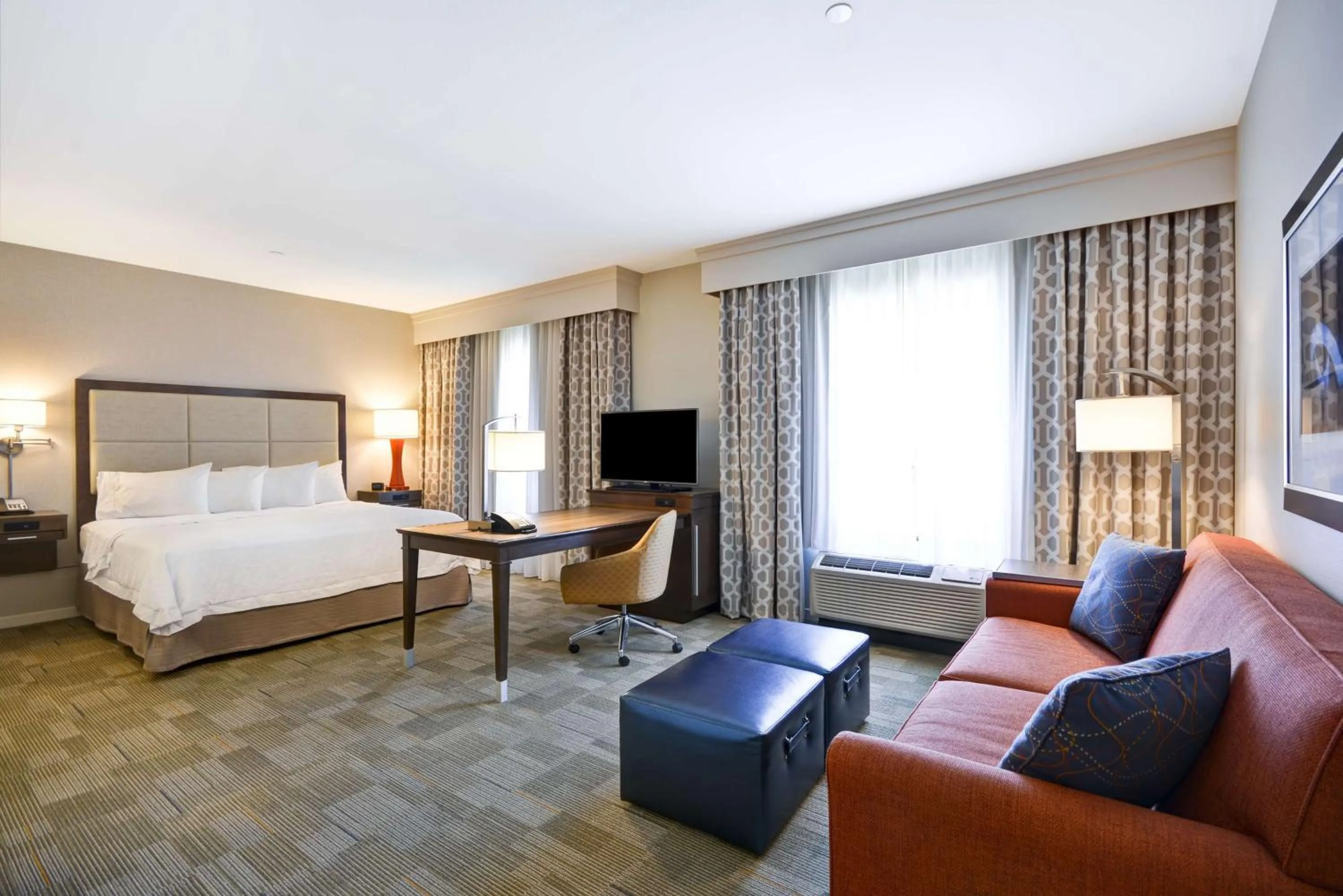 Bedroom, Bed in Hampton Inn & Suites Dallas/Plano-East