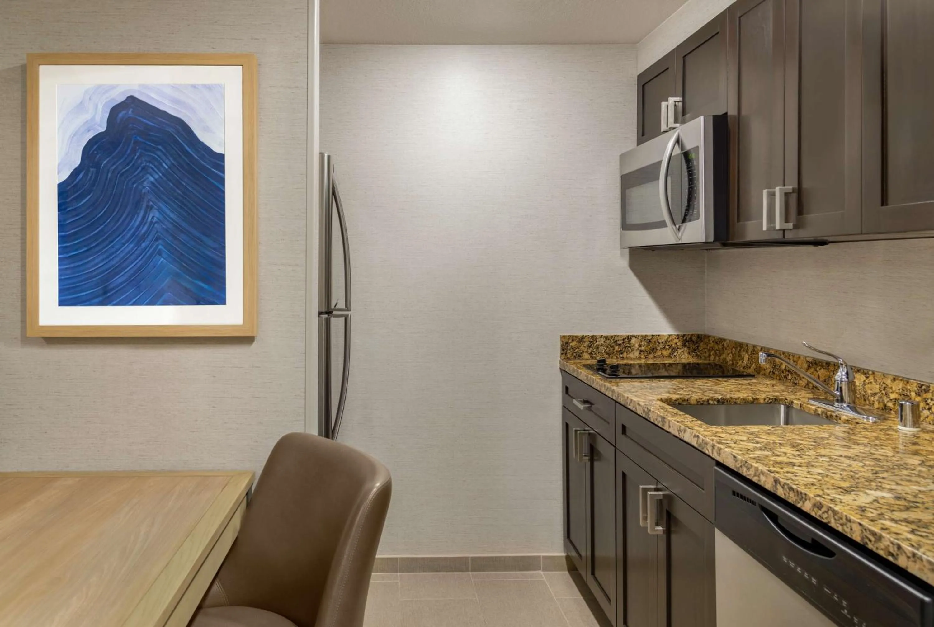 Kitchen or kitchenette in Homewood Suites by Hilton Palo Alto