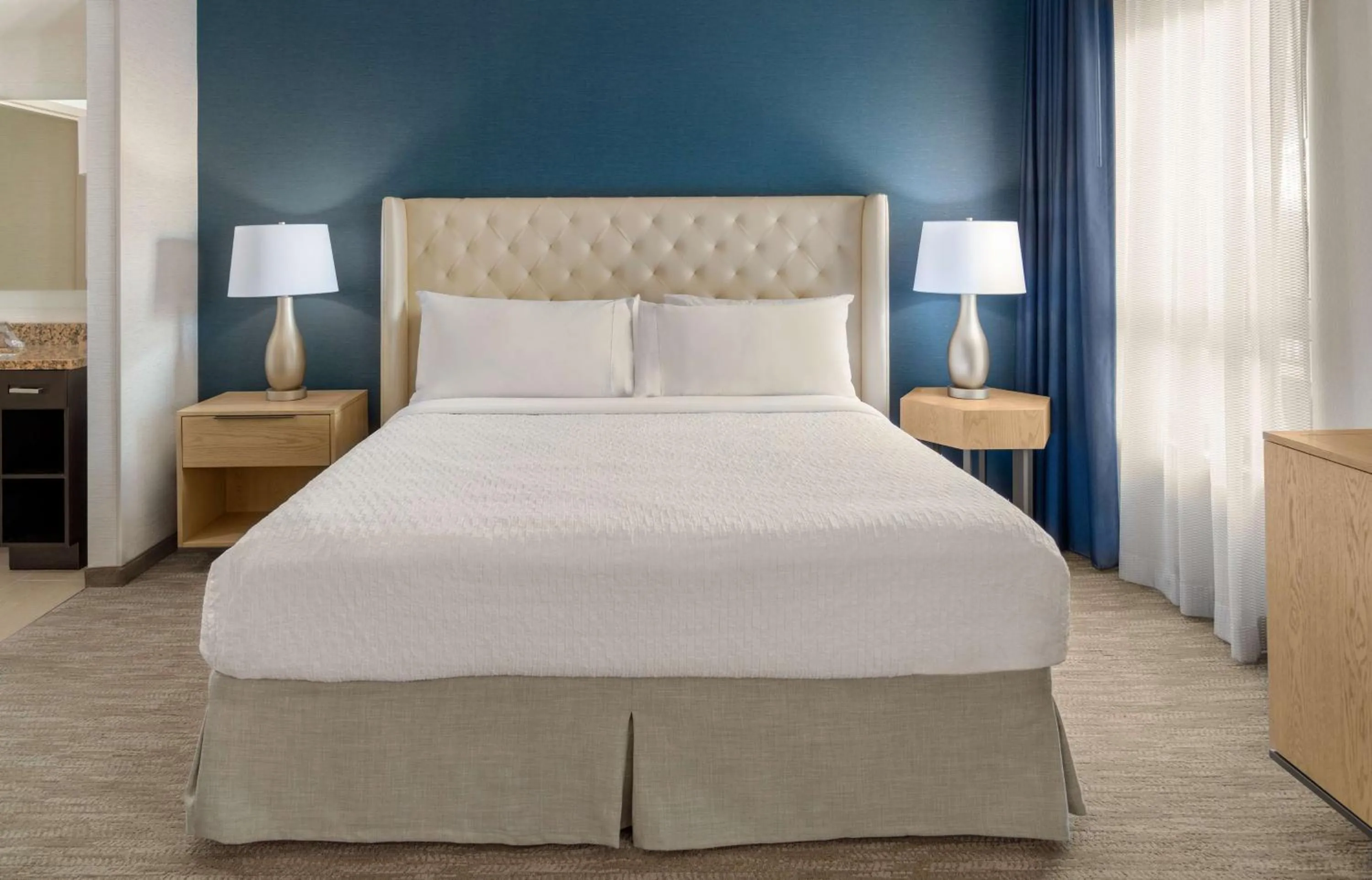 Bed in Homewood Suites by Hilton Palo Alto