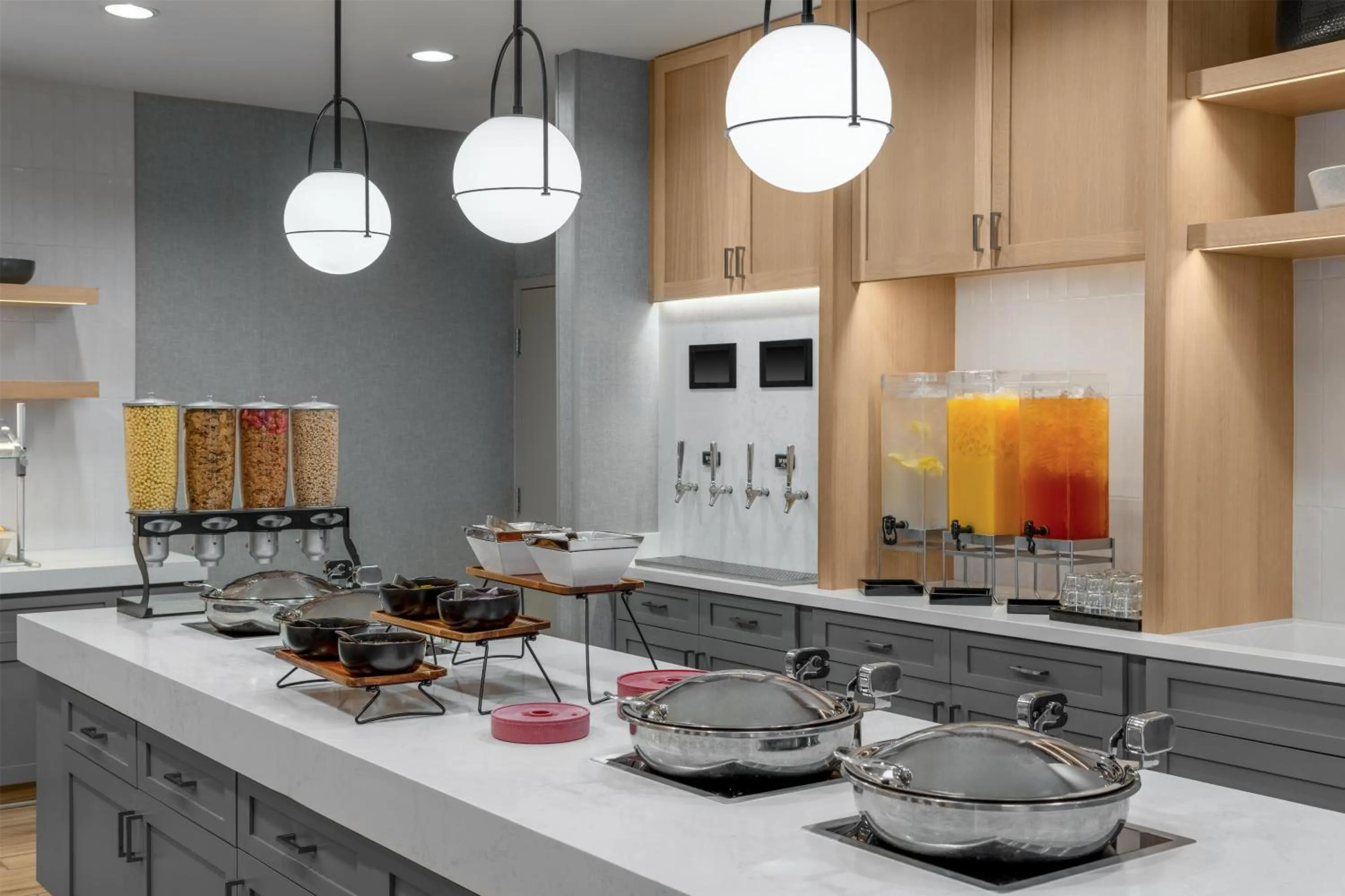 Breakfast in Homewood Suites by Hilton Palo Alto