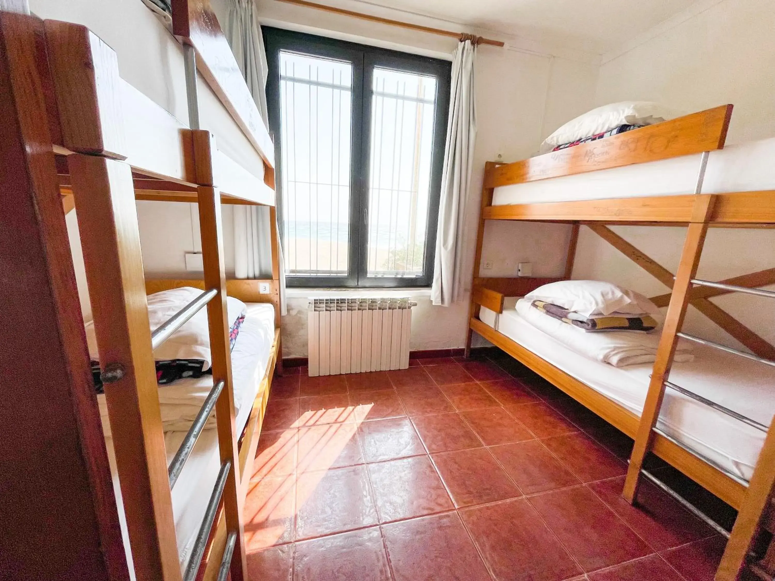 Bunk Bed in Female Dormitory Room in HI Areia Branca - Pousada de Juventude Bunk Bed in Female Dormitory Room in HI Areia Branca - Pousada de Juventude