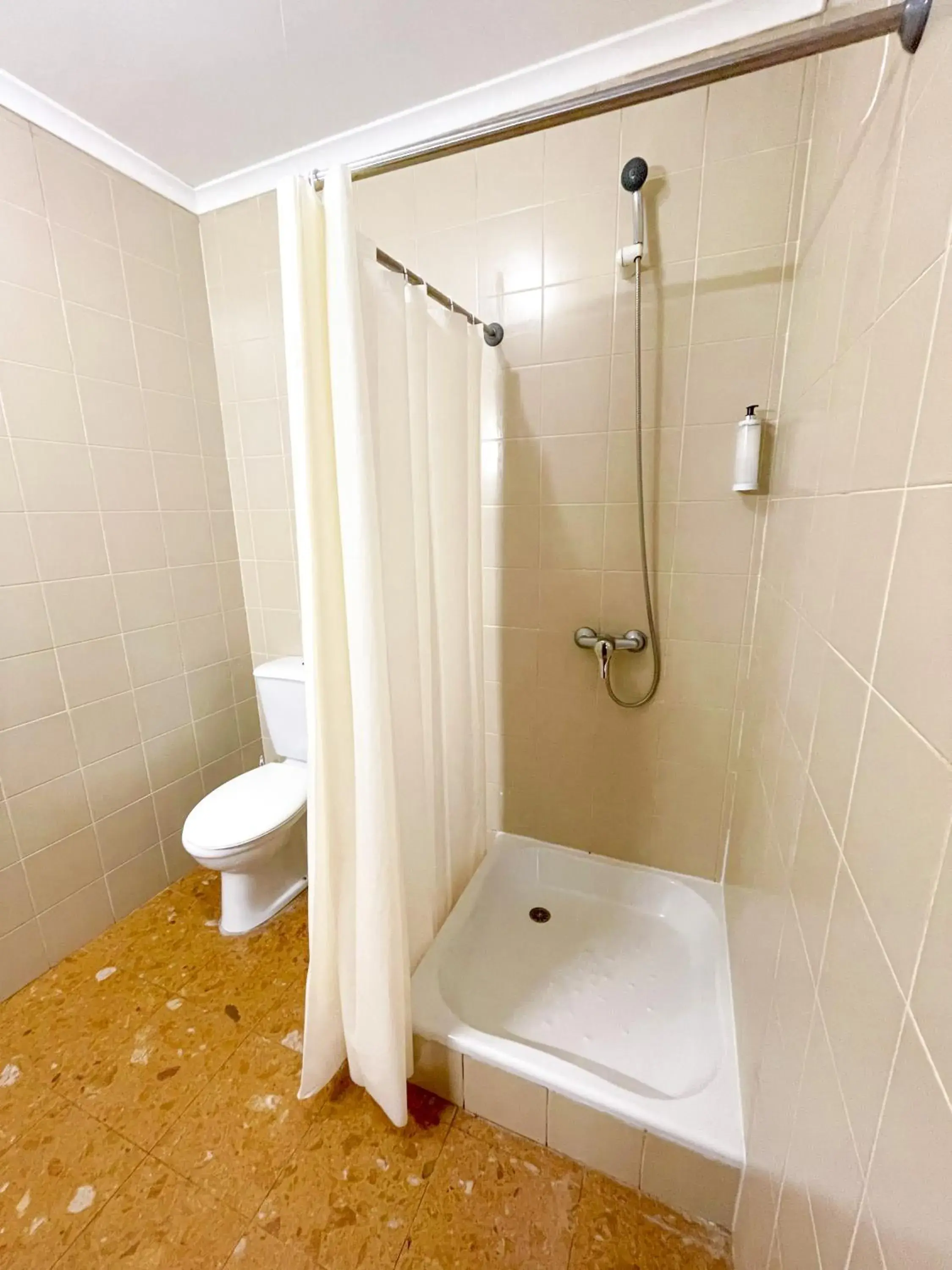 Twin Room with Private Bathroom in HI Areia Branca - Pousada de Juventude Twin Room with Private Bathroom in HI Areia Branca - Pousada de Juventude