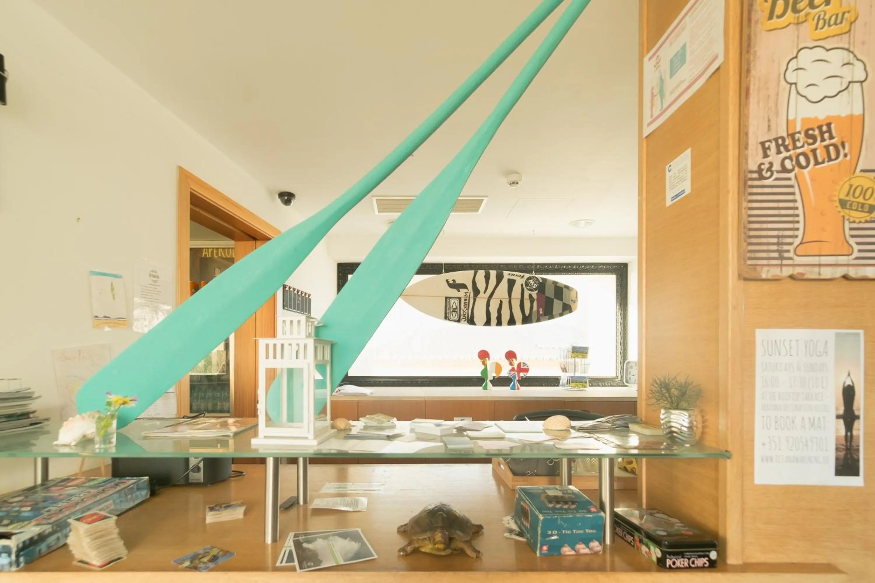 Lobby or reception in HI Arrifana Destination Hostel