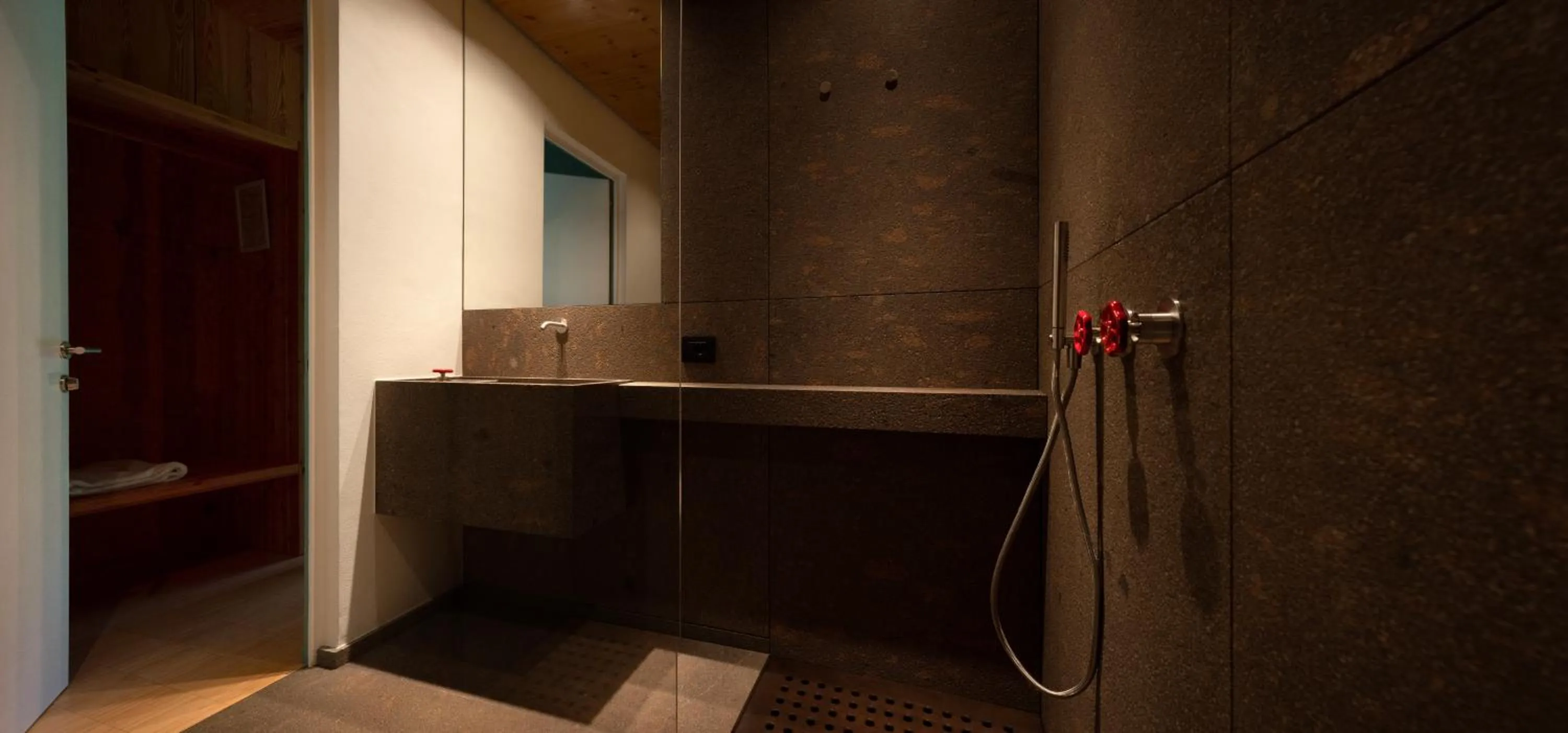 Bathroom in Casariga