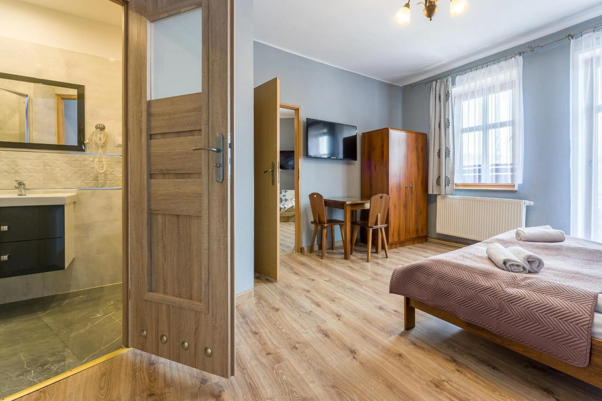 Photo of the whole room in Willa Zakopiańczyk