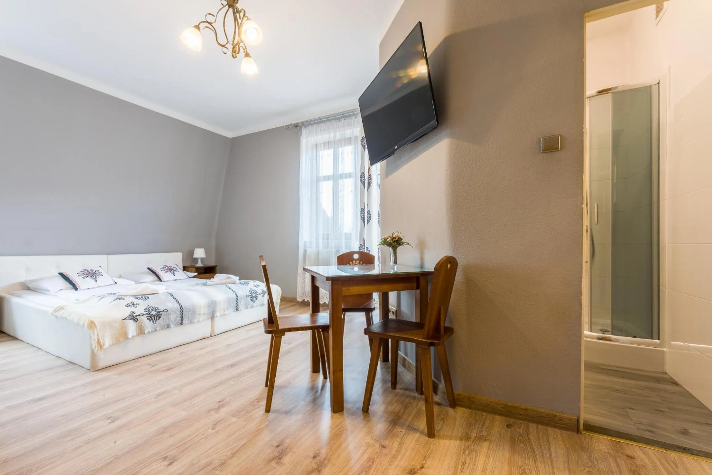 Photo of the whole room in Willa Zakopiańczyk