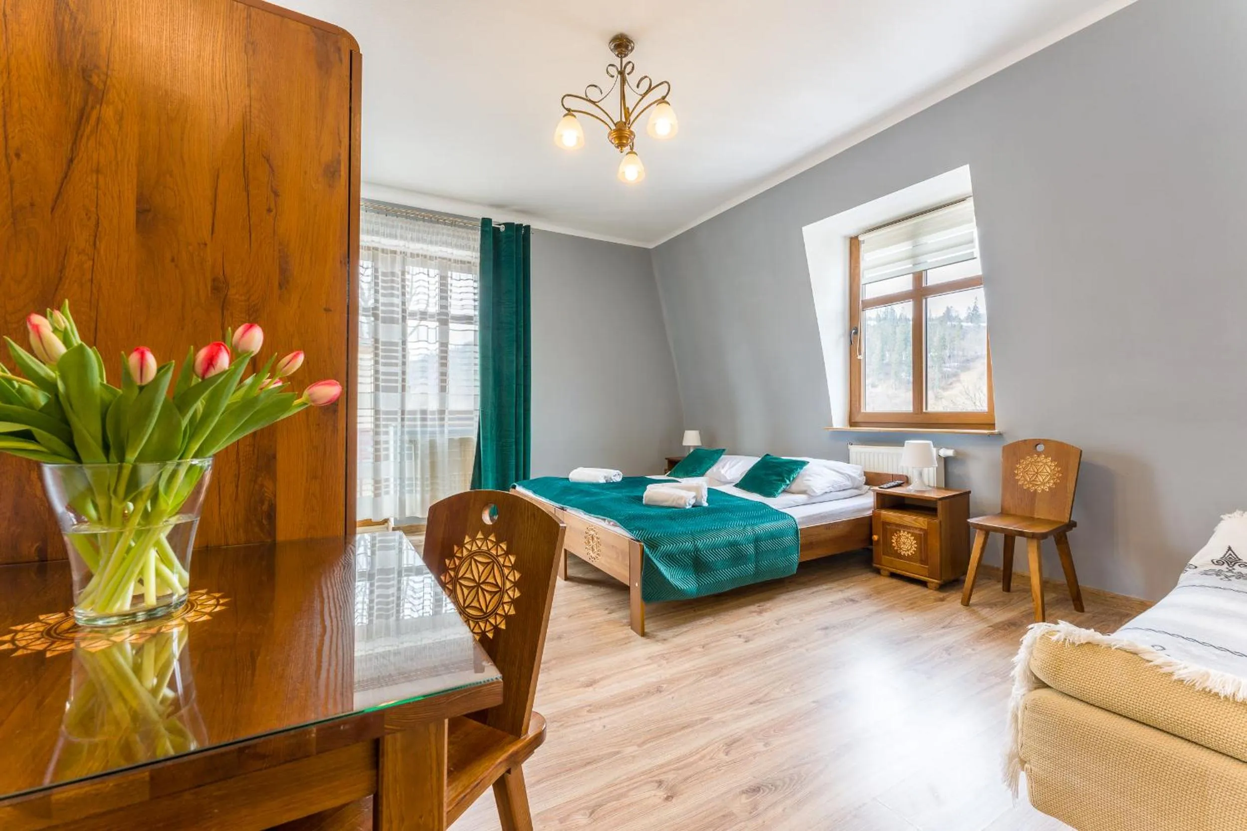 Photo of the whole room in Willa Zakopiańczyk