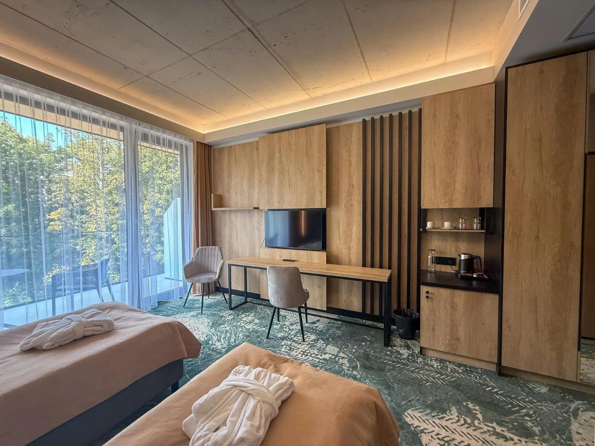 Bed in Aspen Prime Ski & Bike Resort - basen, sauna, jacuzzi, siłownia w cenie pobytu