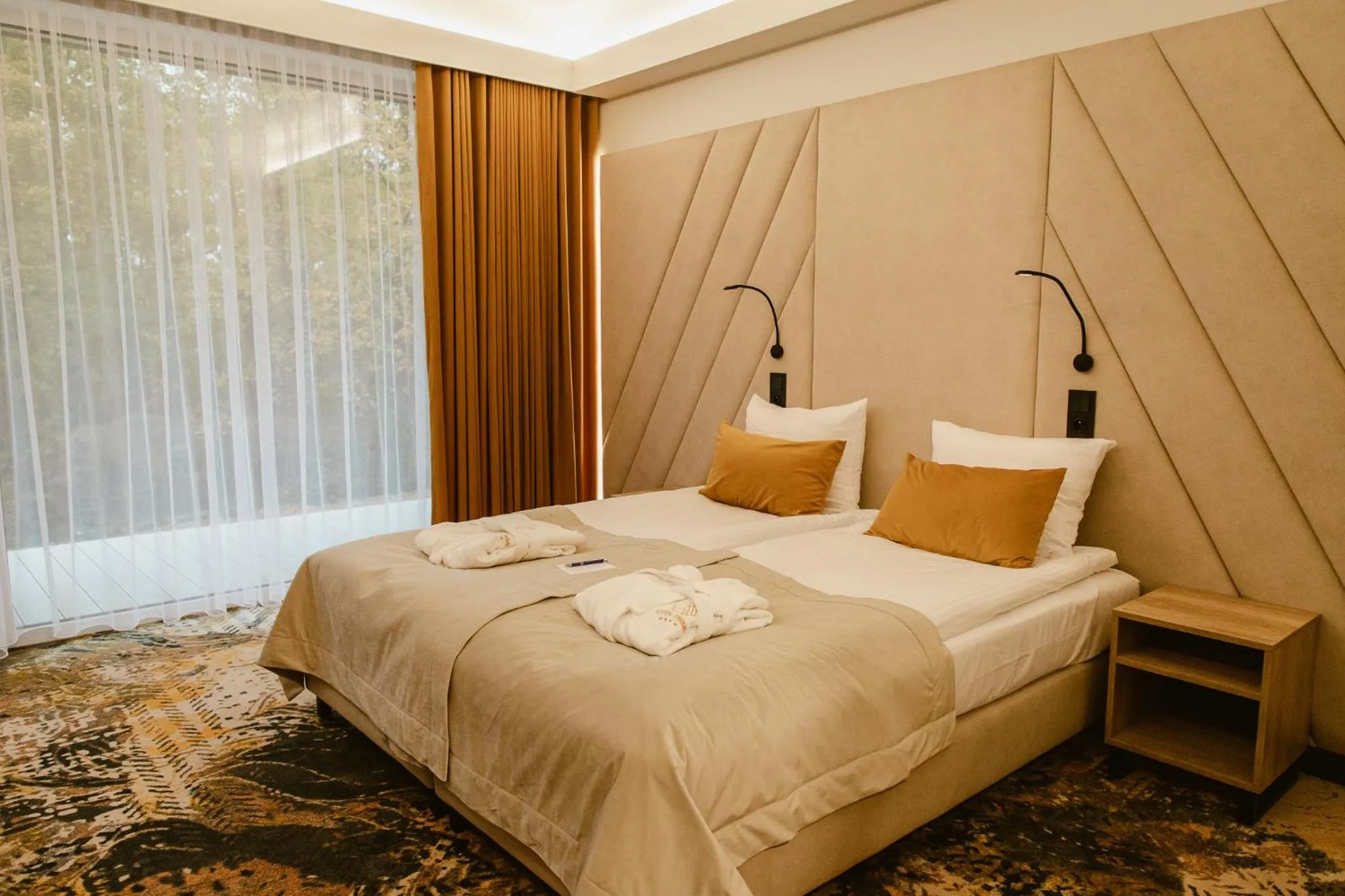 Bed in Aspen Prime Ski & Bike Resort - basen, sauna, jacuzzi, siłownia w cenie pobytu