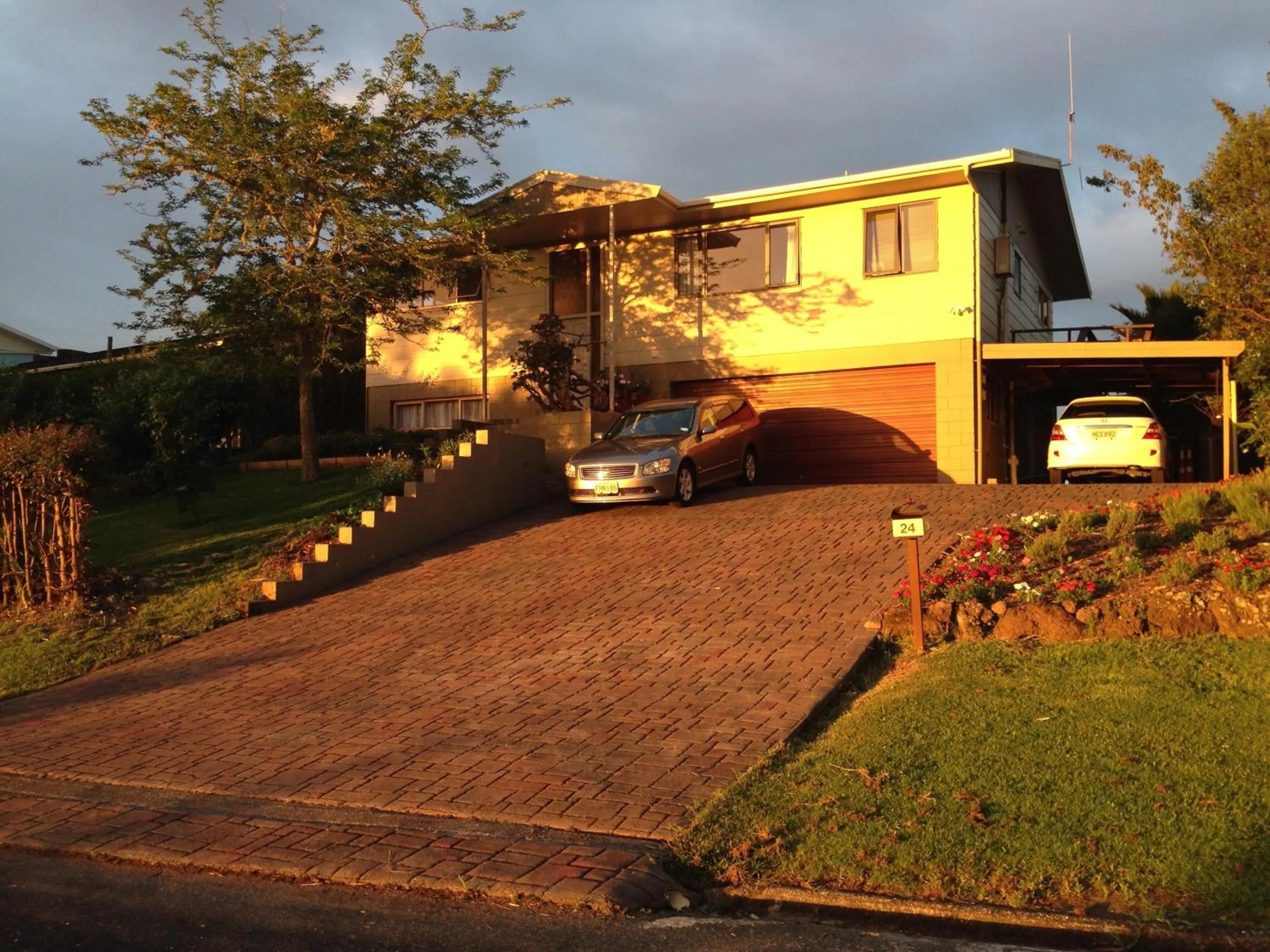 Facade/entrance in Baywaterviews