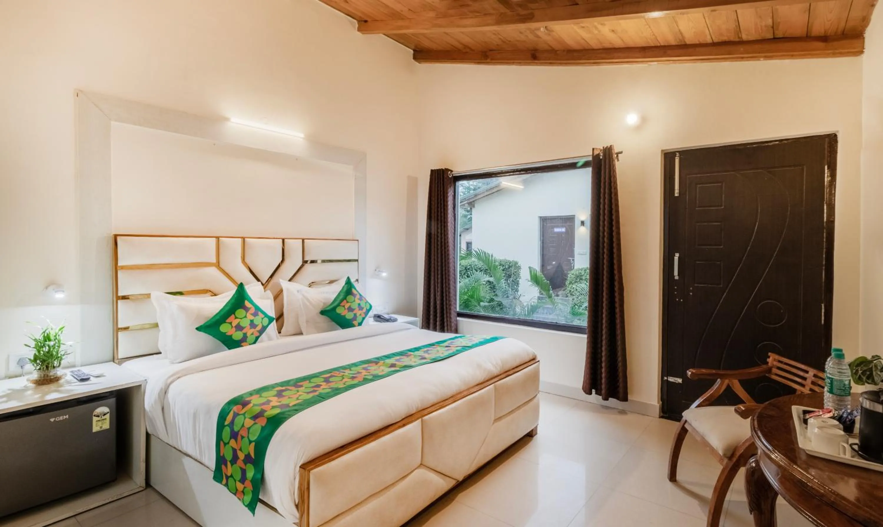 Bedroom, Bed in Treebo Corbett Hideout Dada'S