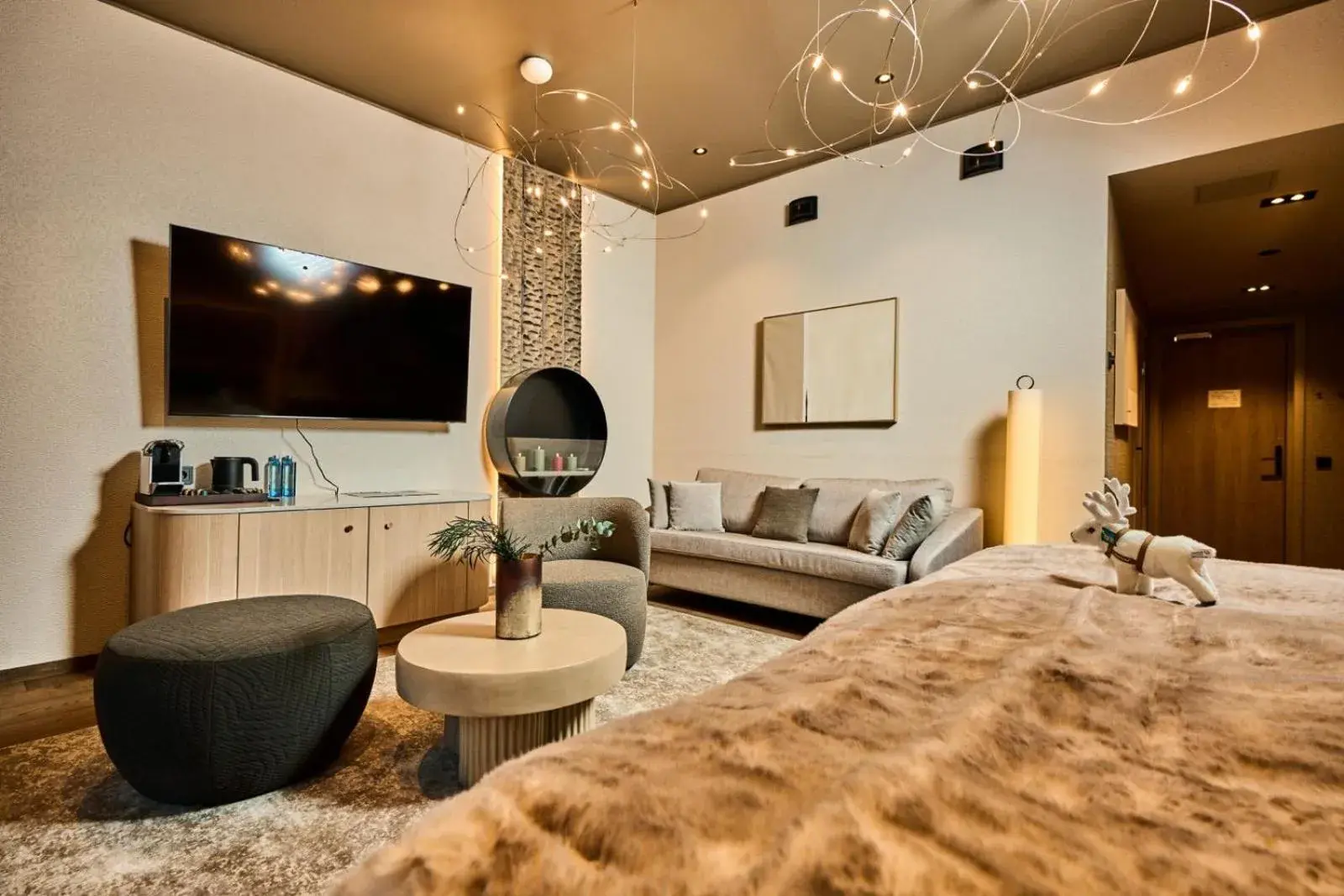 Premium Deluxe Suite - single occupancy in Balder Luxury Lodge & Glass Igloos Premium Deluxe Suite - single occupancy in Balder Luxury Lodge & Glass Igloos