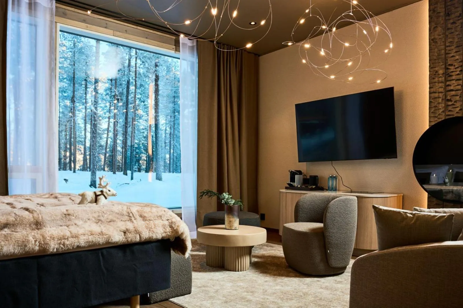 Balder Luxury Lodge & Glass Igloos