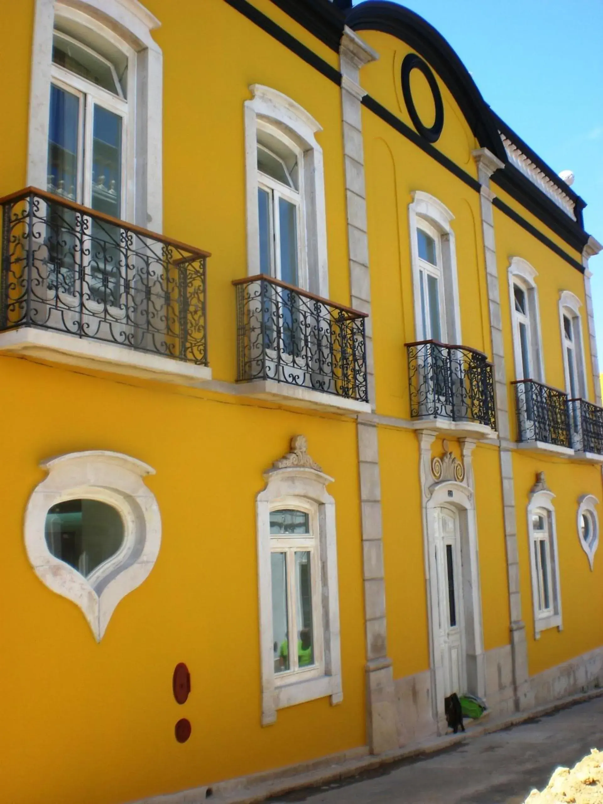 Facade/entrance in HI Tavira – Pousada de Juventude Facade/entrance in HI Tavira – Pousada de Juventude